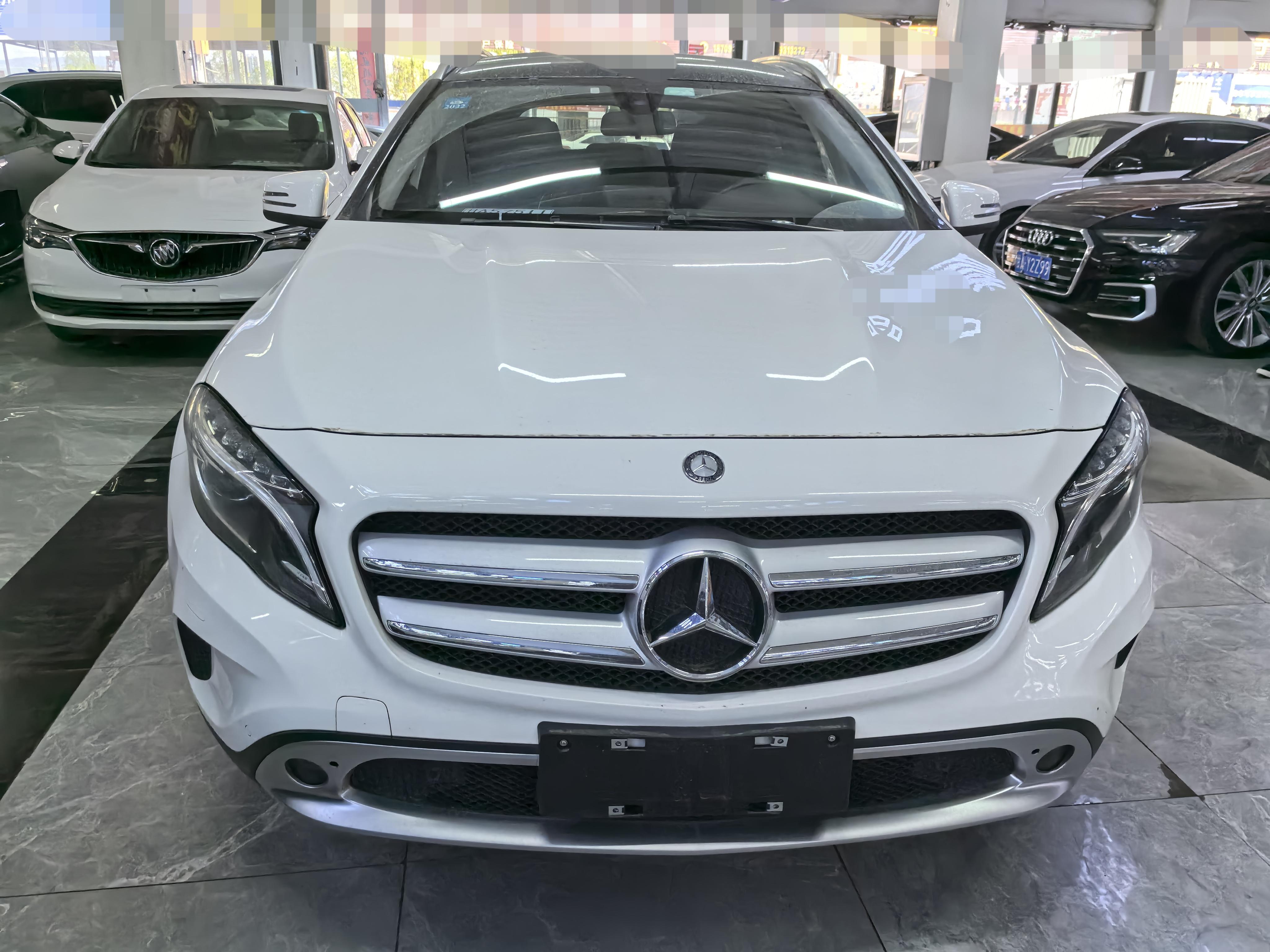 Mercedes-Benz GLA 2016 thumb 12
