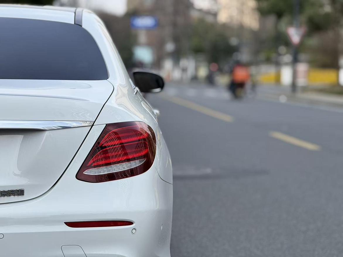 Mercedes-Benz E-Класс 2019 thumb 7