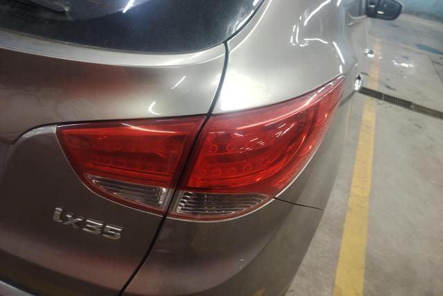 Hyundai ix35 2010 thumb 9
