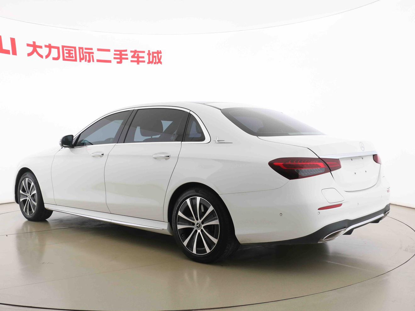 Mercedes-Benz E-Класс 2023 thumb 3