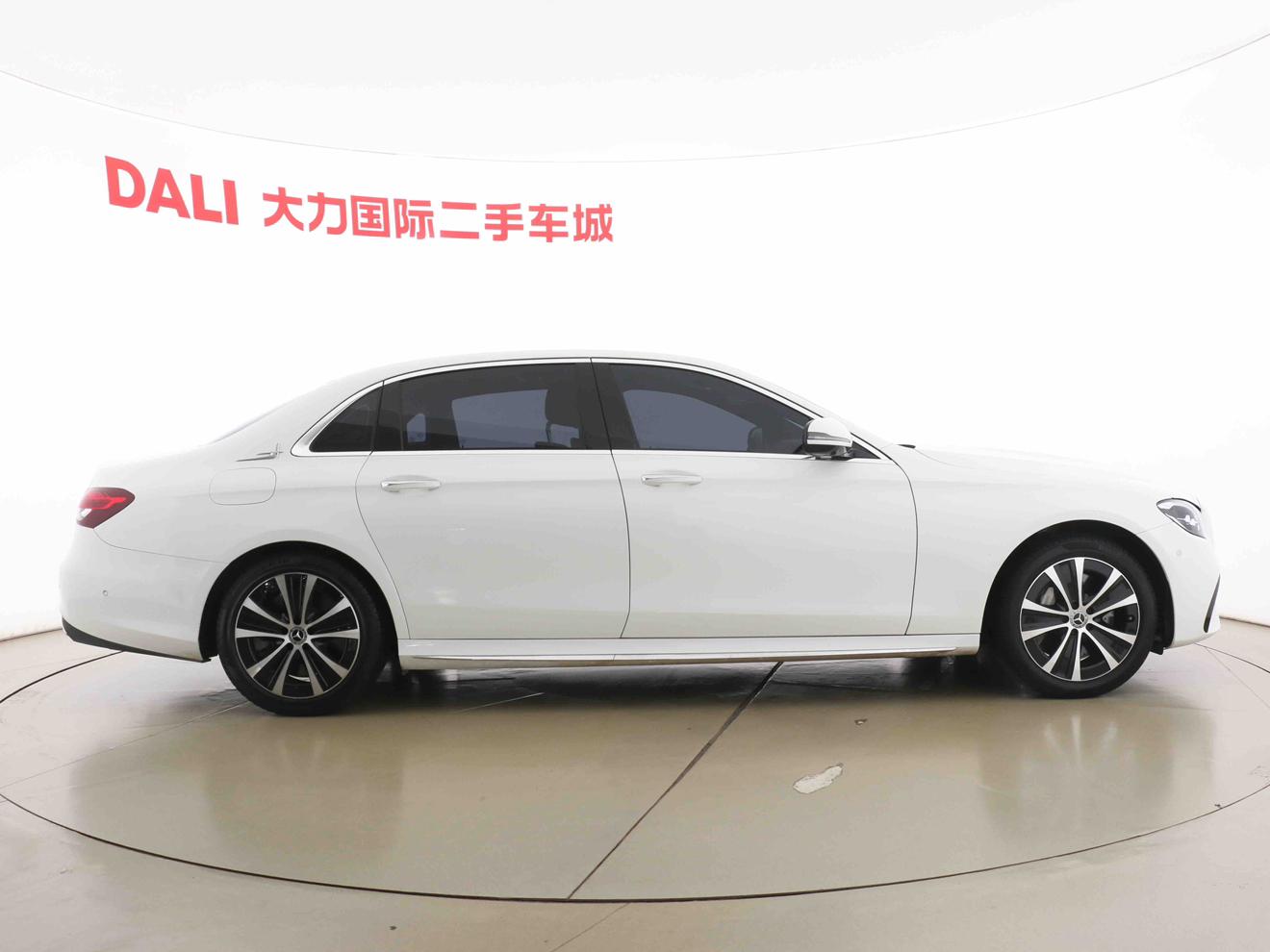 Mercedes-Benz E-Класс 2023 thumb 6
