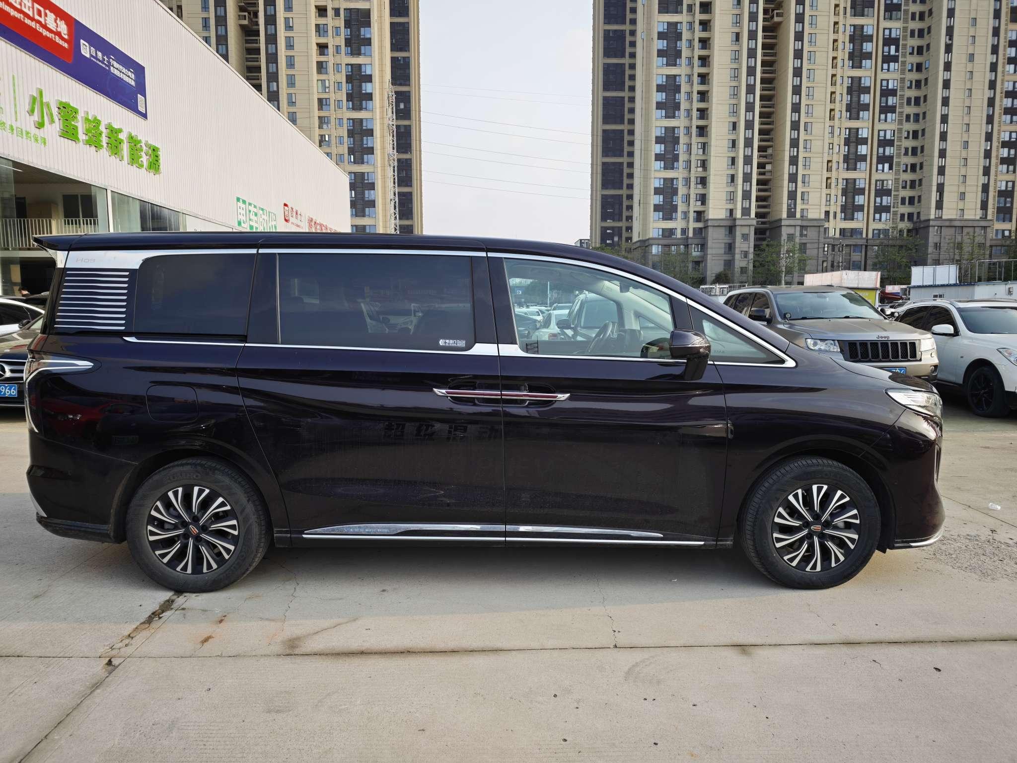 Hongqi HQ9 PHEV 2024 thumb 4