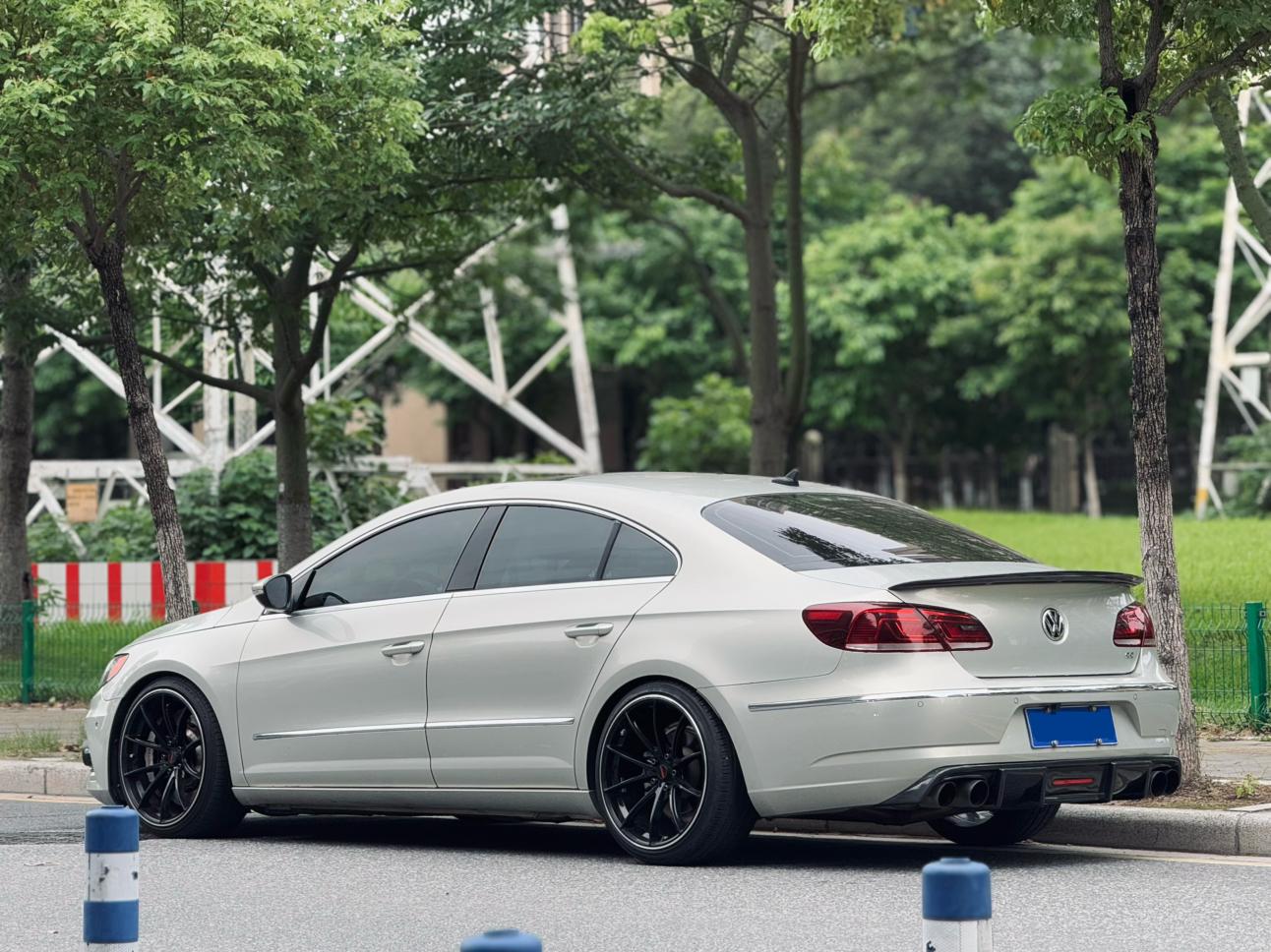 Volkswagen Arteon 2018 thumb 2
