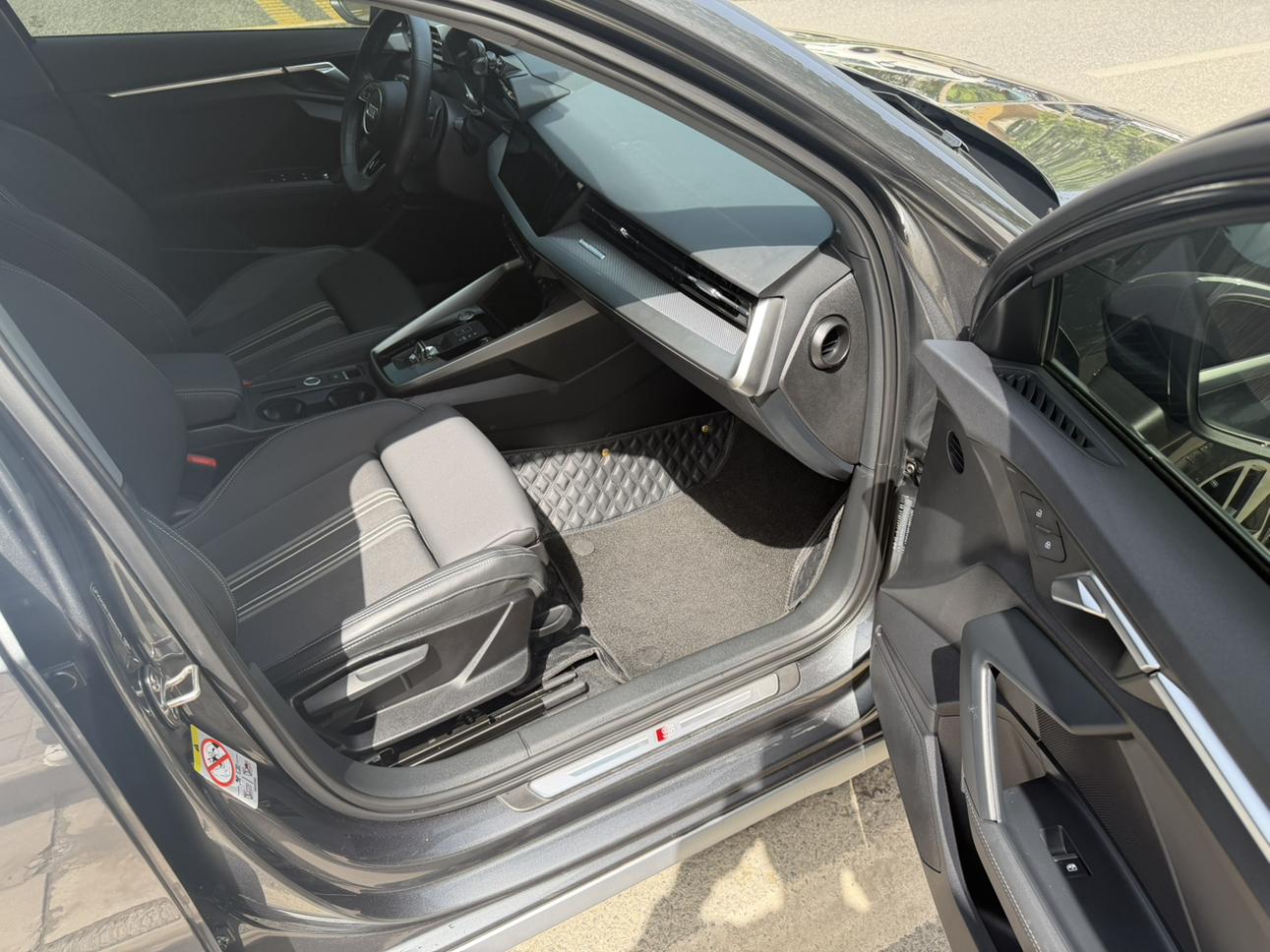 Audi A3 2023 thumb 7