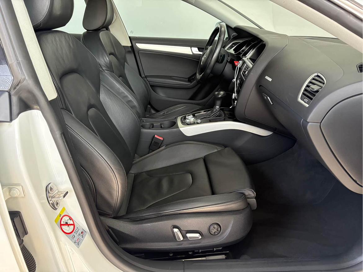 Audi A5 2014 thumb 6