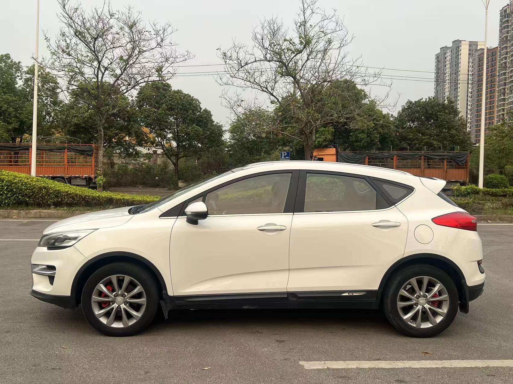 Geely GS 2018 thumb 2