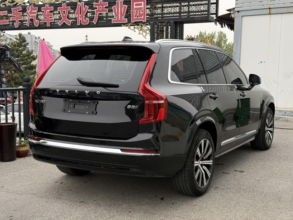 Volvo XC90 2024 thumb 4