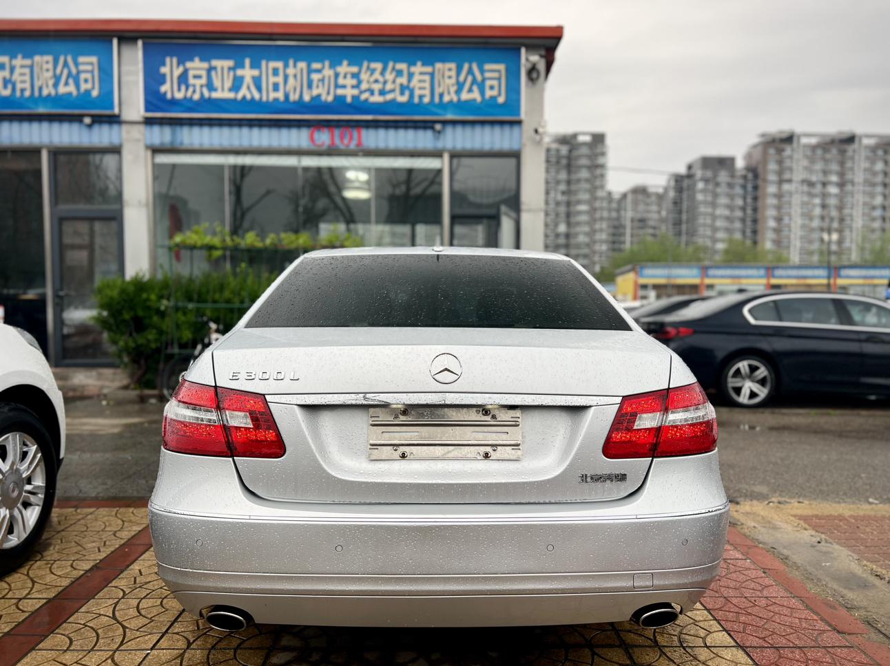 Mercedes-Benz E-Класс 2011 thumb 3