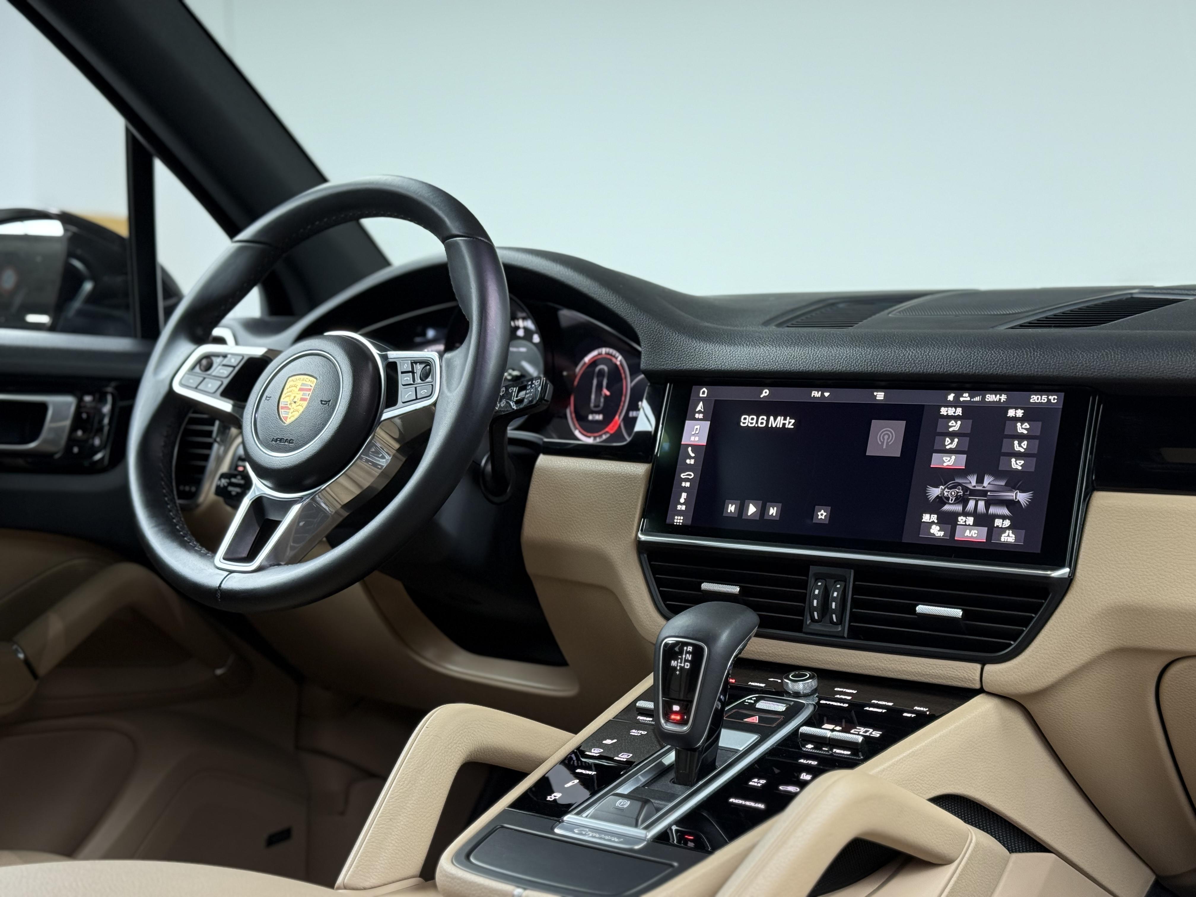 Porsche Cayenne 2018 thumb 9