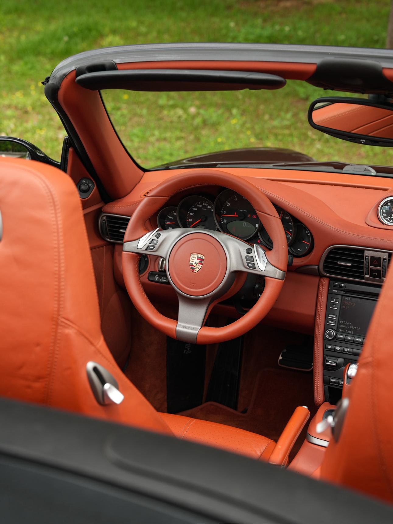 Porsche 911 2008 thumb 8