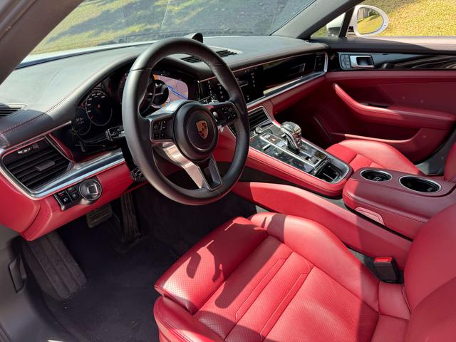 Porsche Panamera 2017 thumb 8