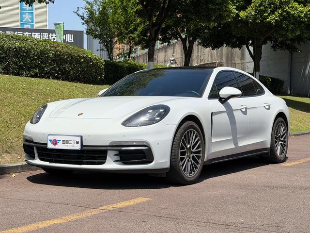 Porsche Panamera 2017 thumb 12