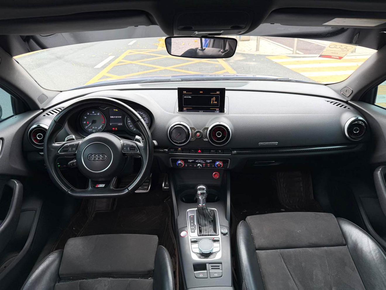 Audi S3 2015 thumb 5