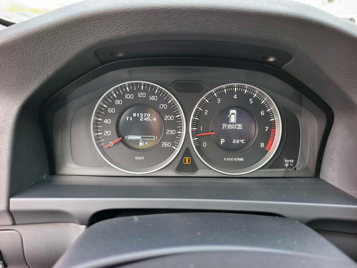 Volvo S60 2012 thumb 12