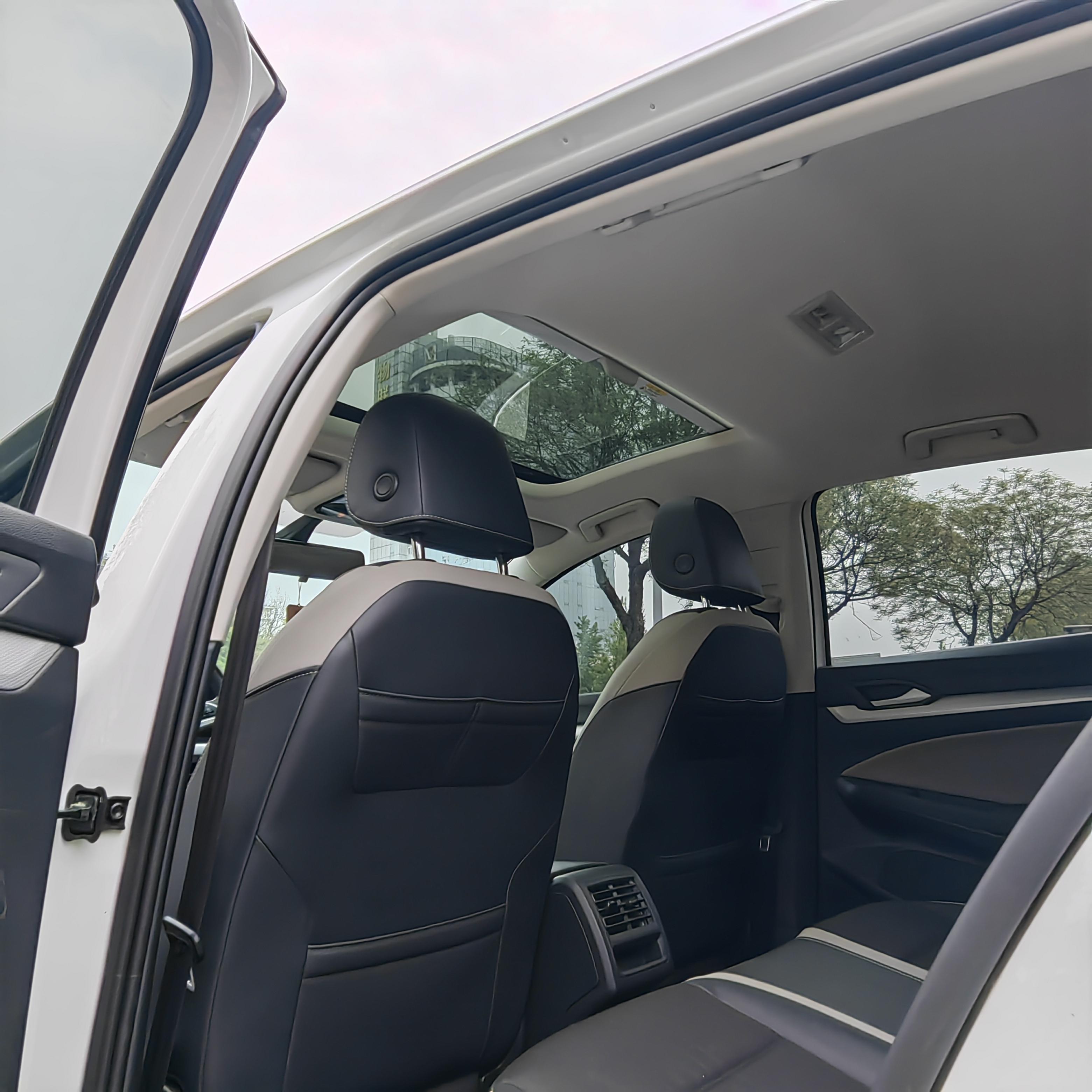 Volkswagen Golf Sportsvan 2023 thumb 5