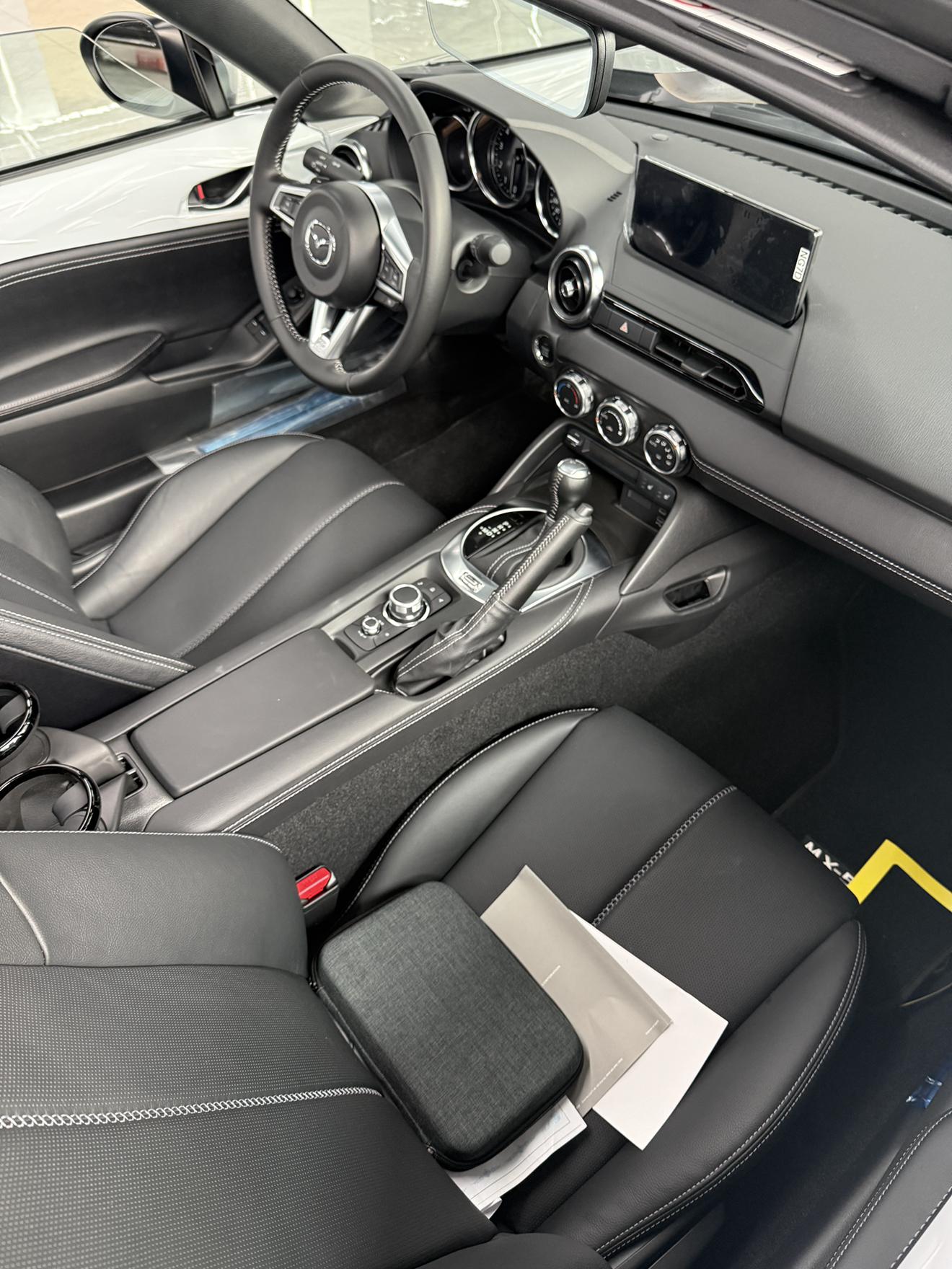 Mazda MX-5 2025 thumb 9