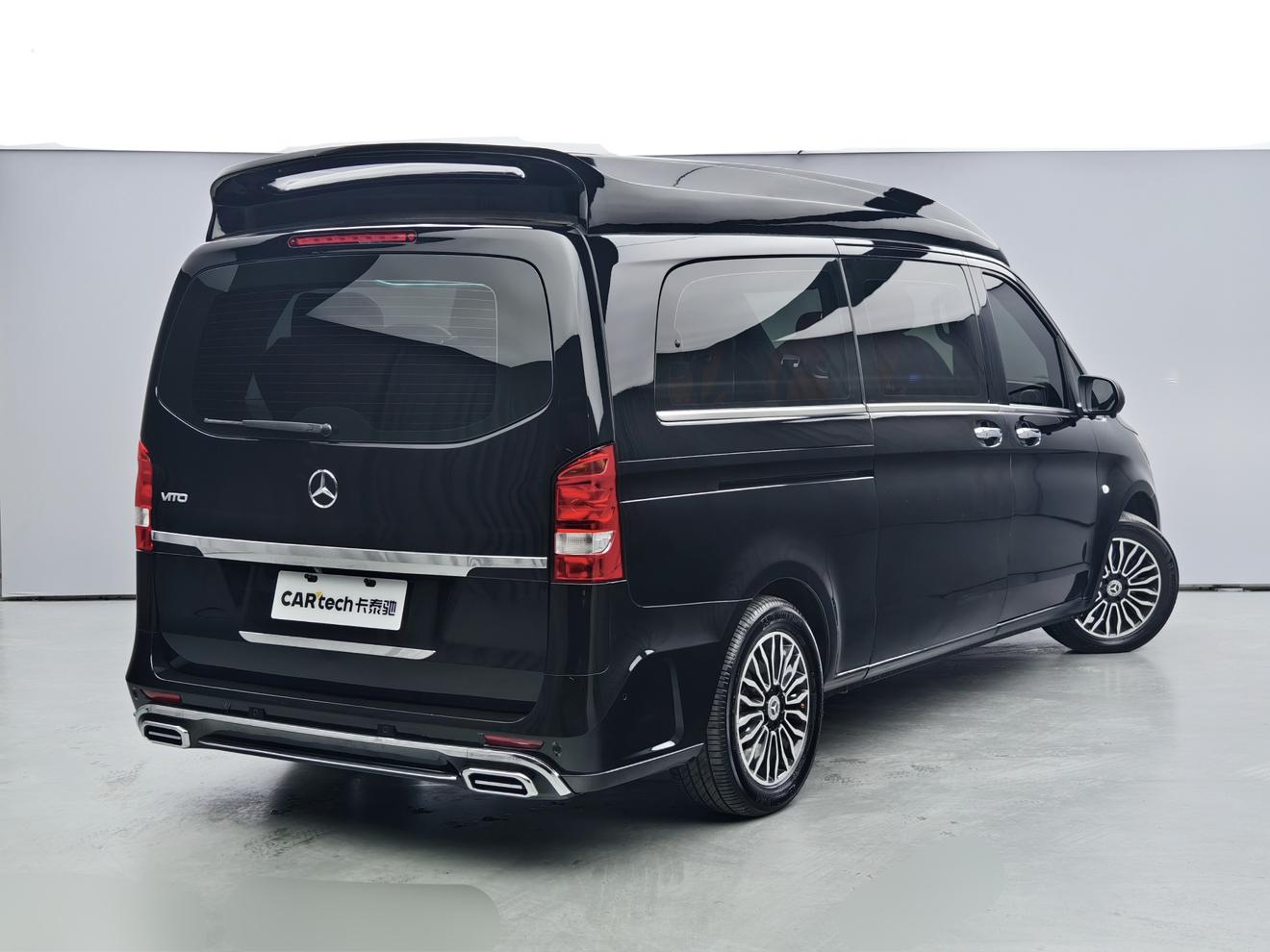 Mercedes-Benz Wei Ting 2018 thumb 4