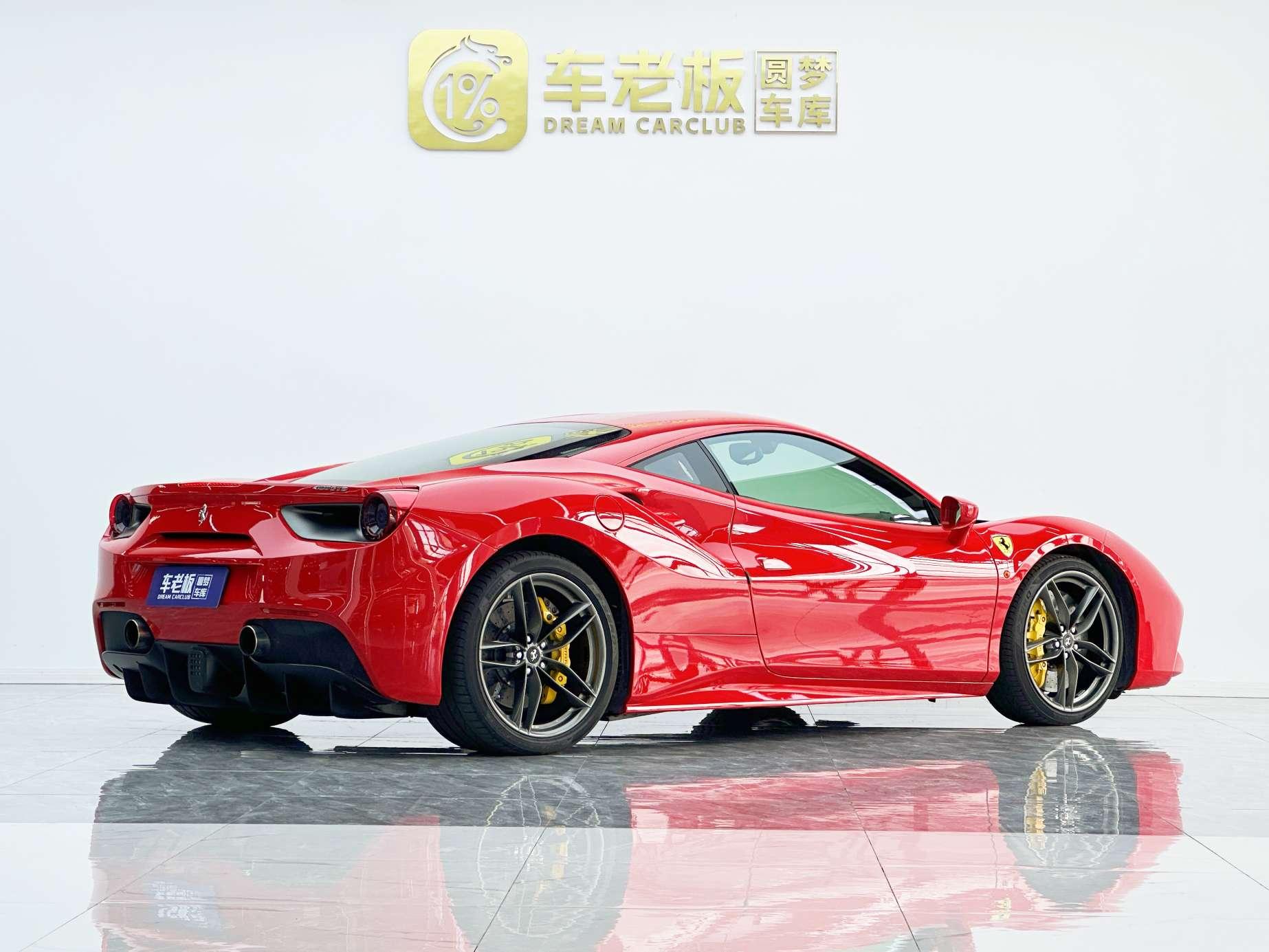 Ferrari 488 2015 thumb 4