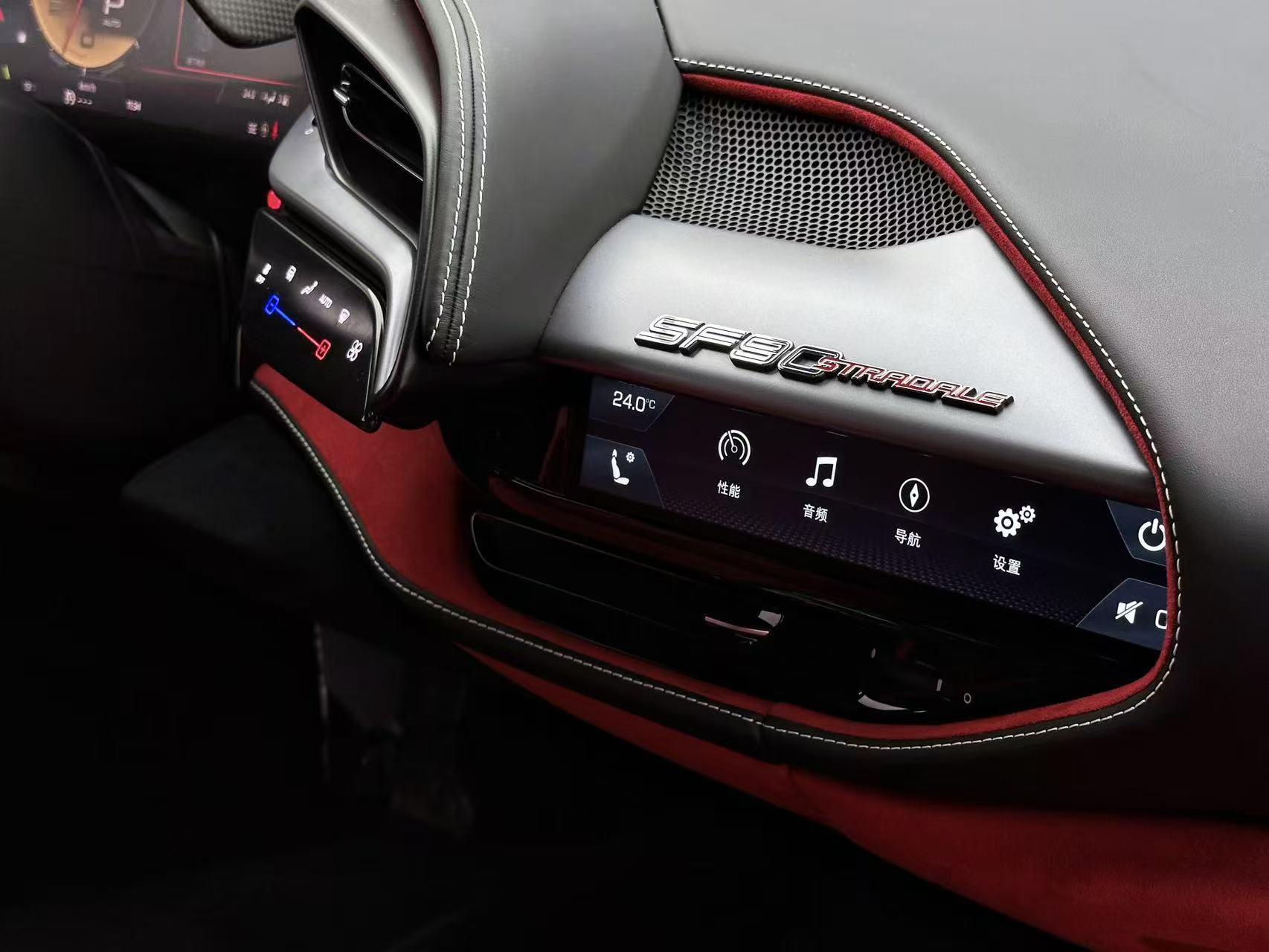 Ferrari SF90 2019 thumb 12