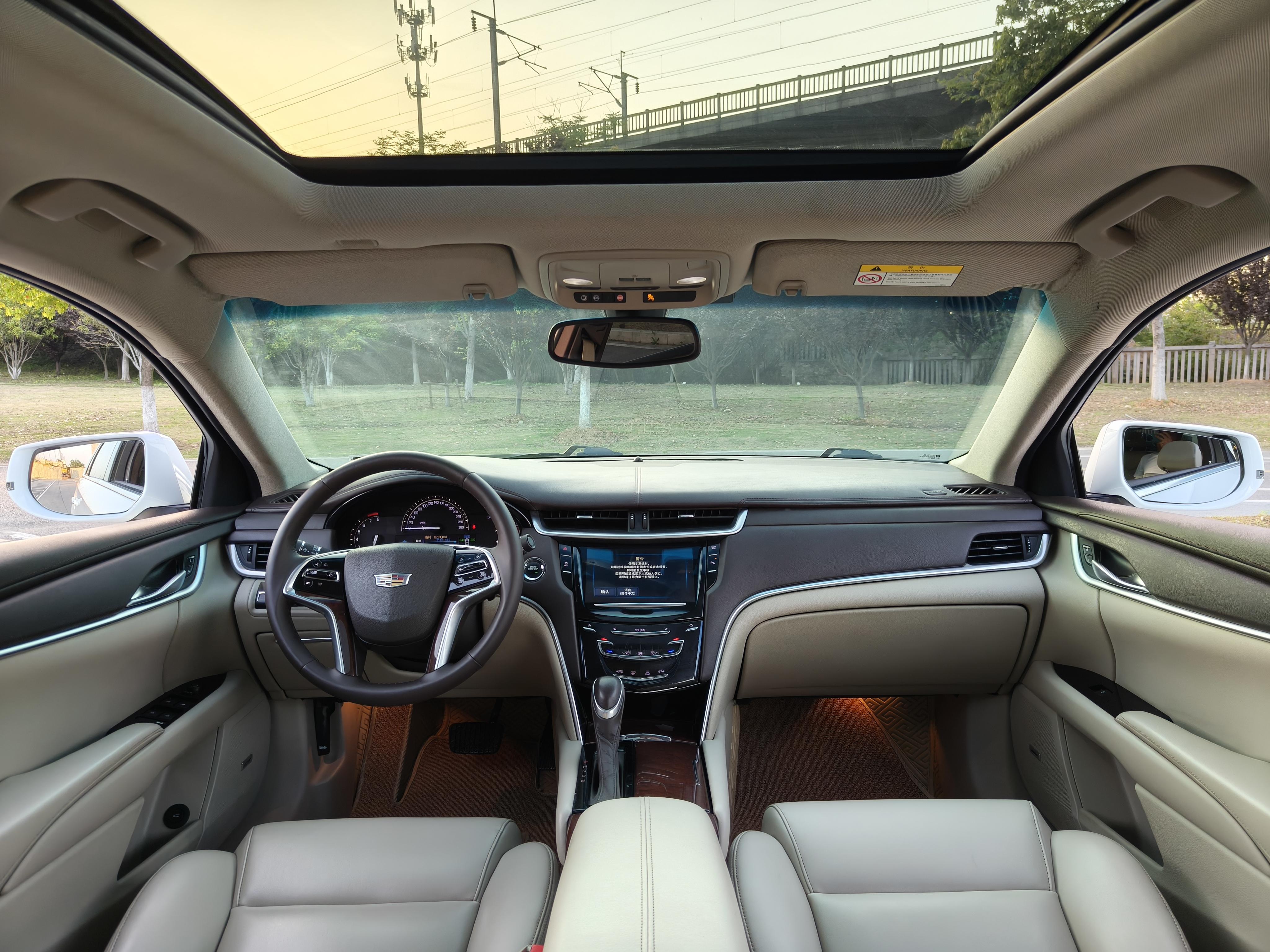 Cadillac XTS 2017 thumb 8
