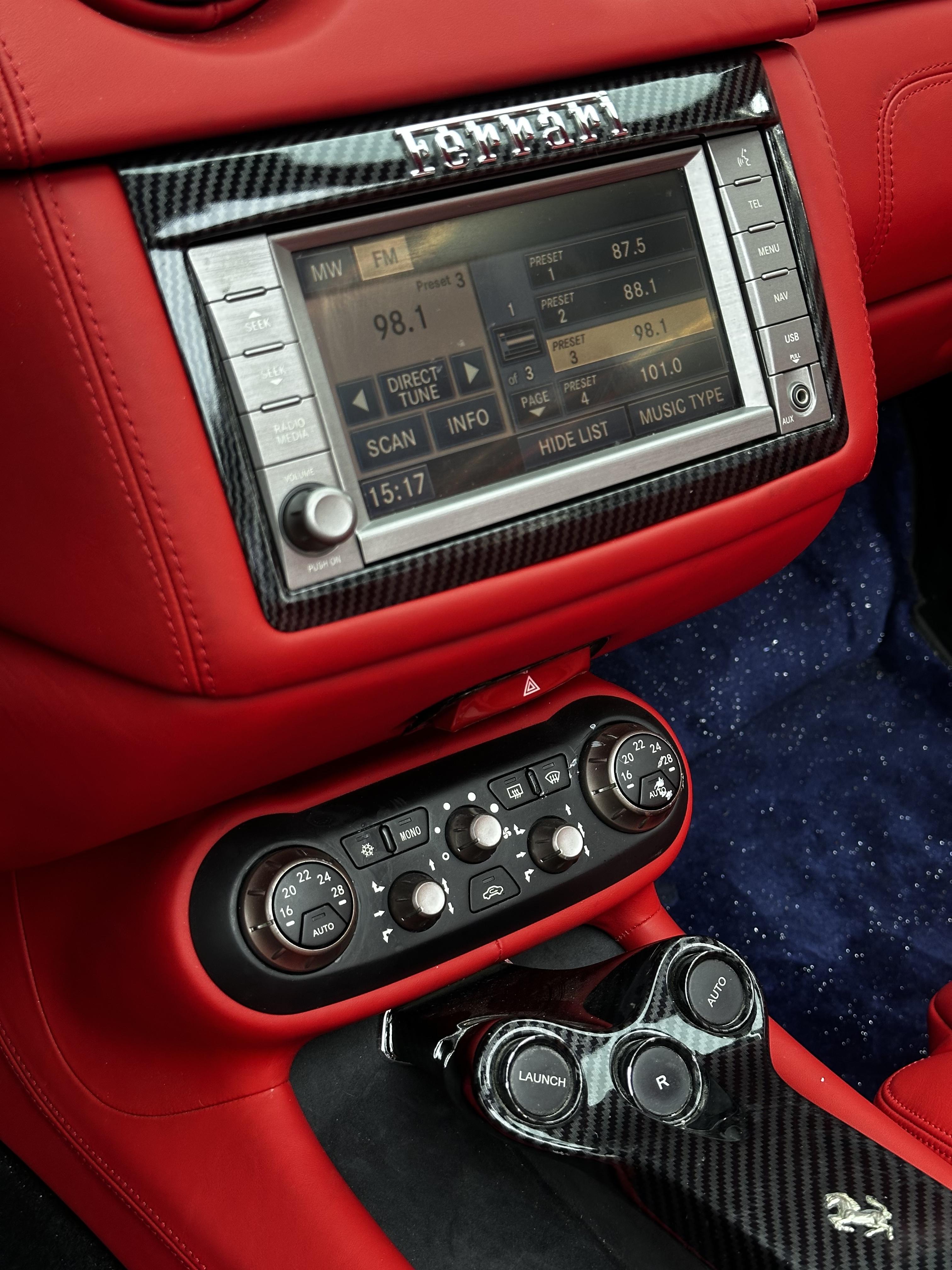 Ferrari California T 2009 thumb 7