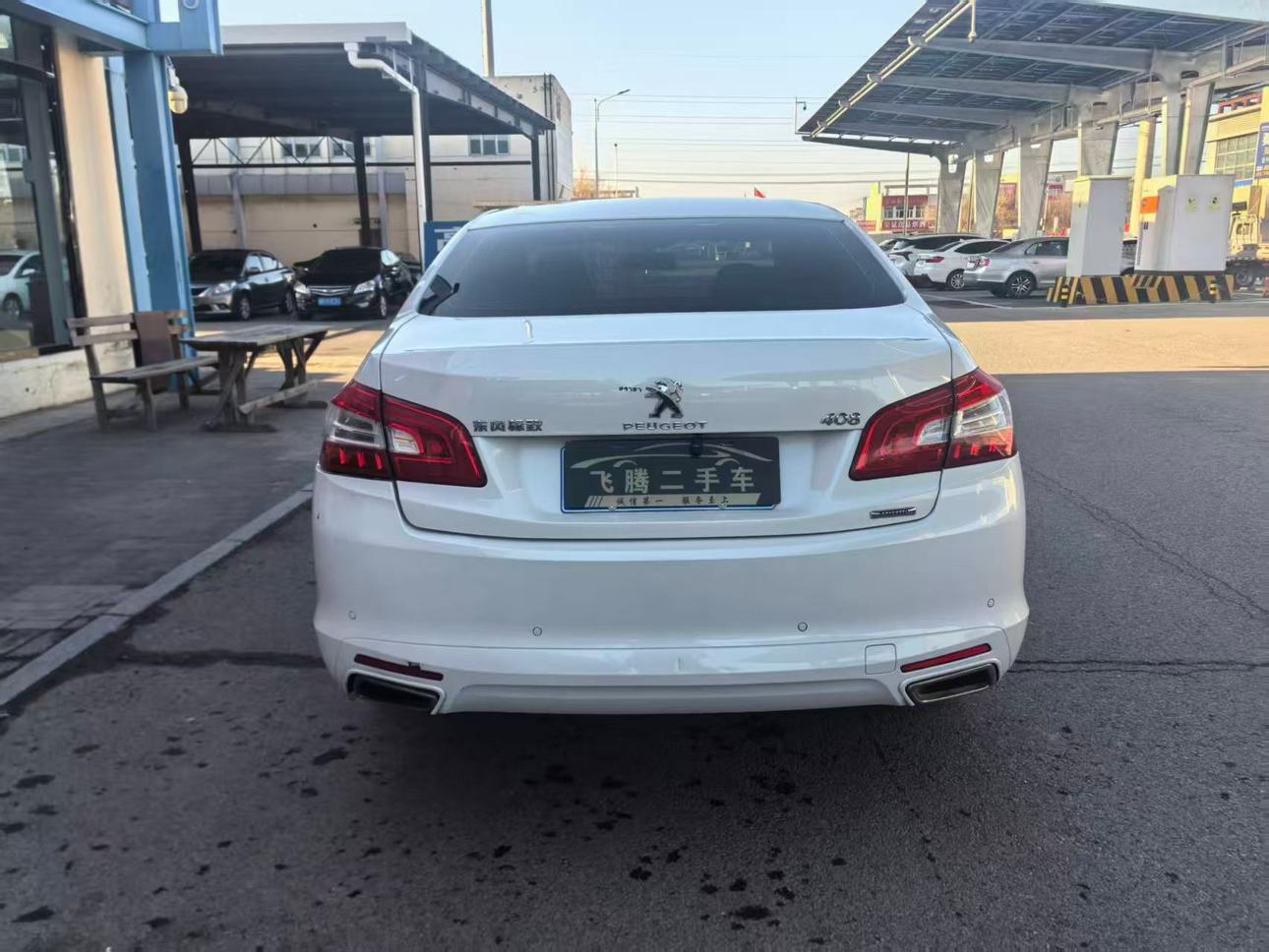 Peugeot 408 2018 thumb 12