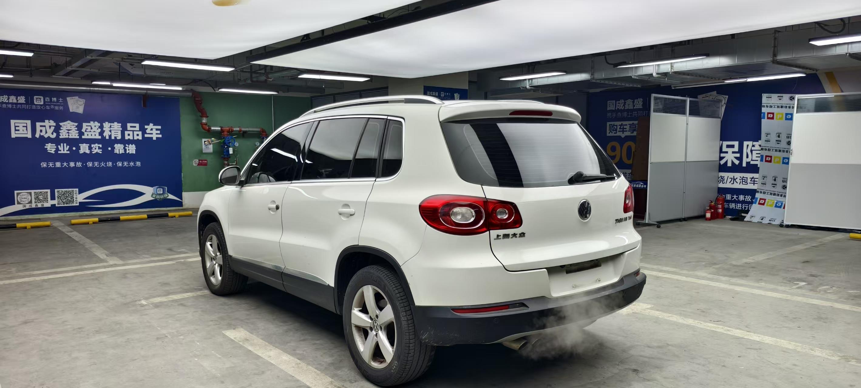 Volkswagen Tiguan 2012 thumb 2