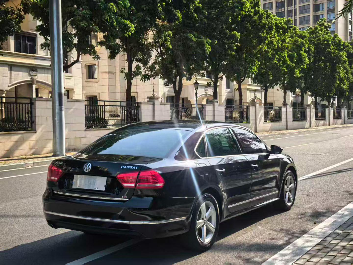 Volkswagen Passat (North America and China) 2015 thumb 4