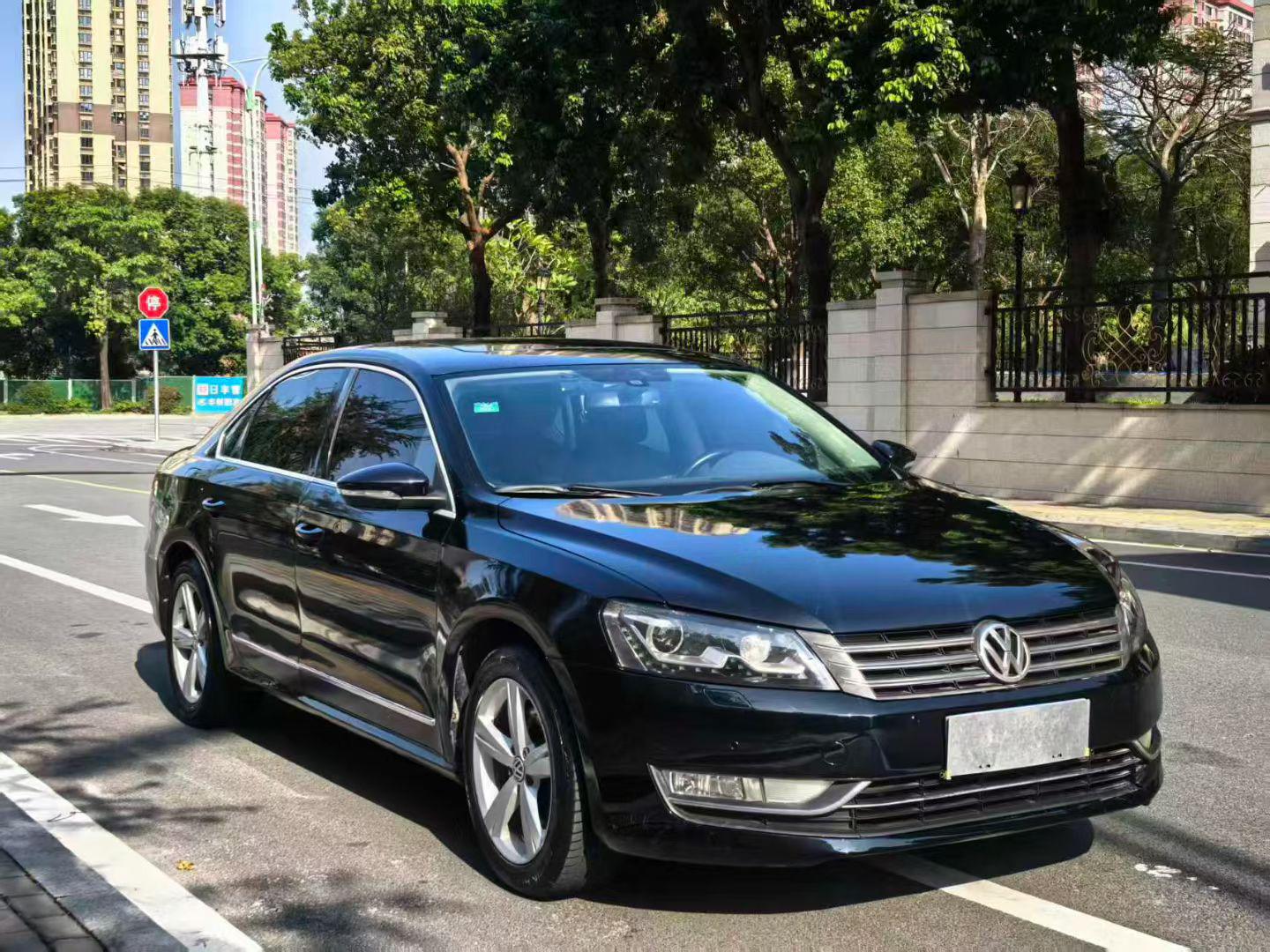 Volkswagen Passat (North America and China) 2015 thumb 10