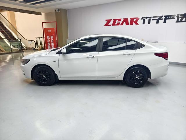 Chevrolet Cavalier 2019 thumb 2