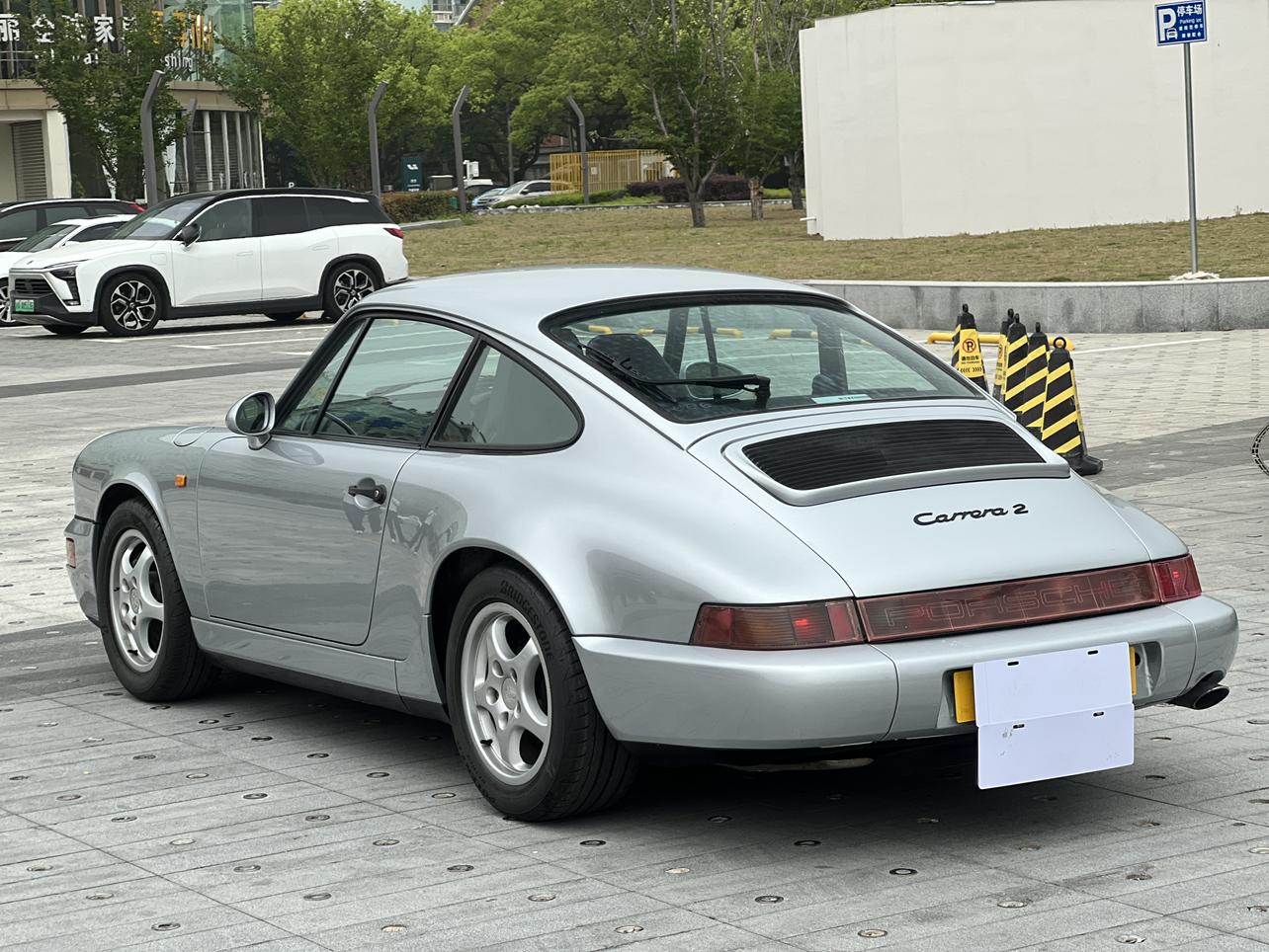 Porsche 911 1990 thumb 3