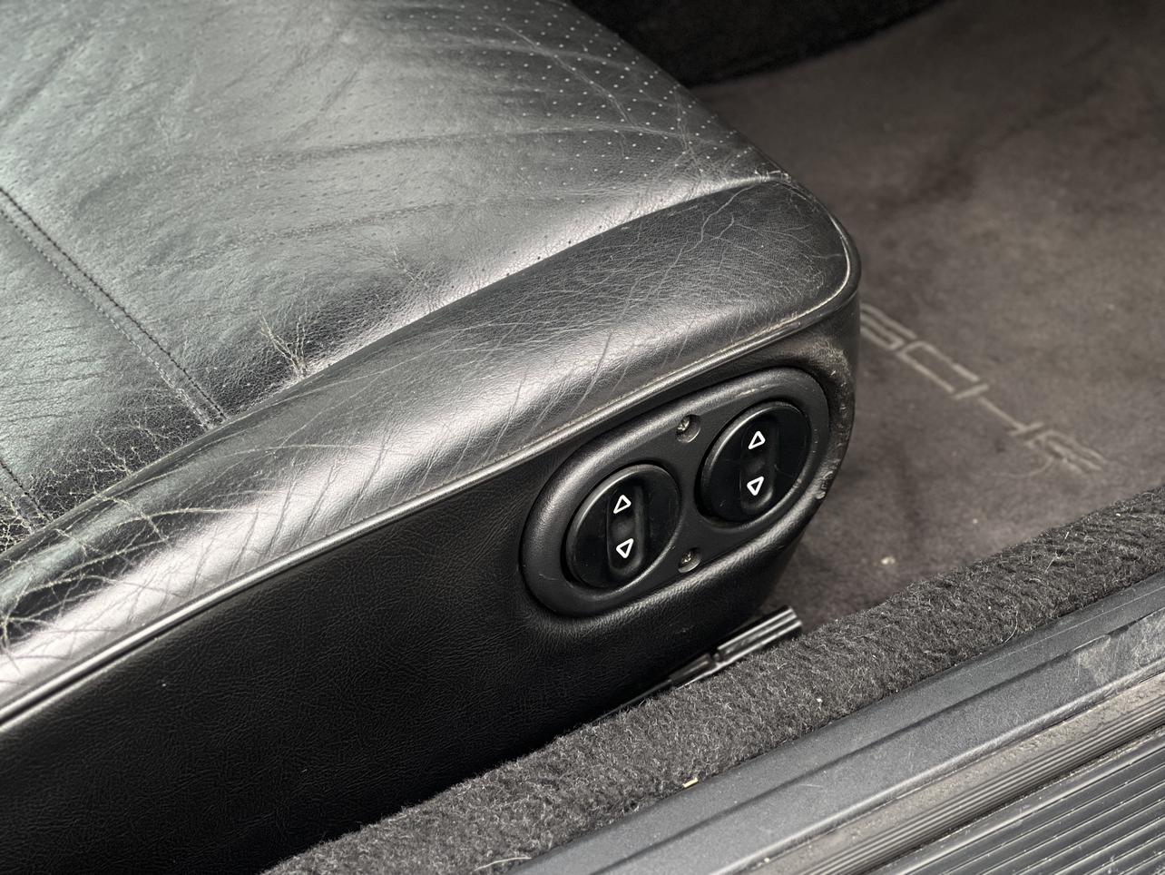 Porsche 911 1990 thumb 12
