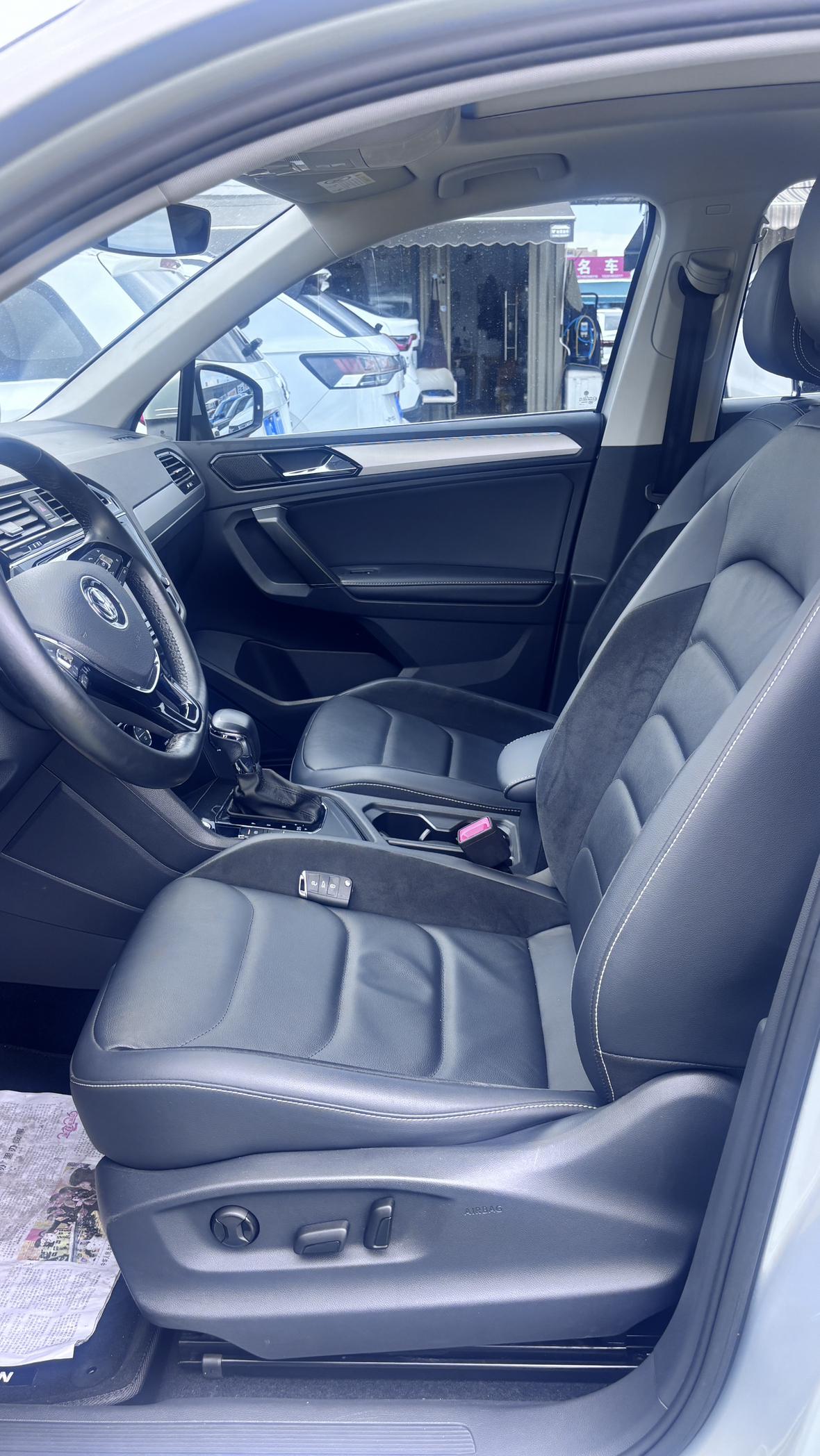 Volkswagen Tiguan 2017 thumb 11