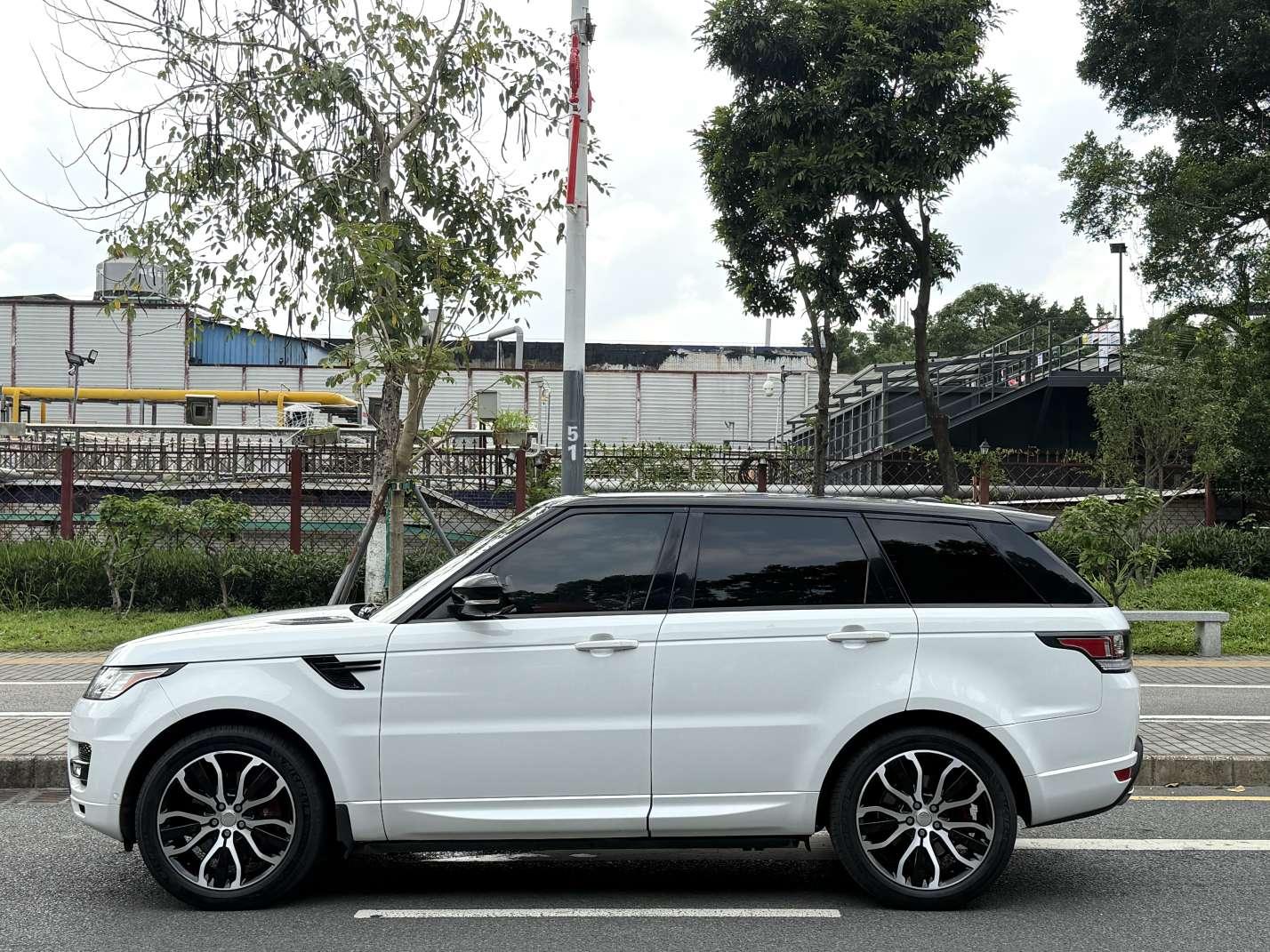 Land Rover Range Rover Sport 2015 thumb 2