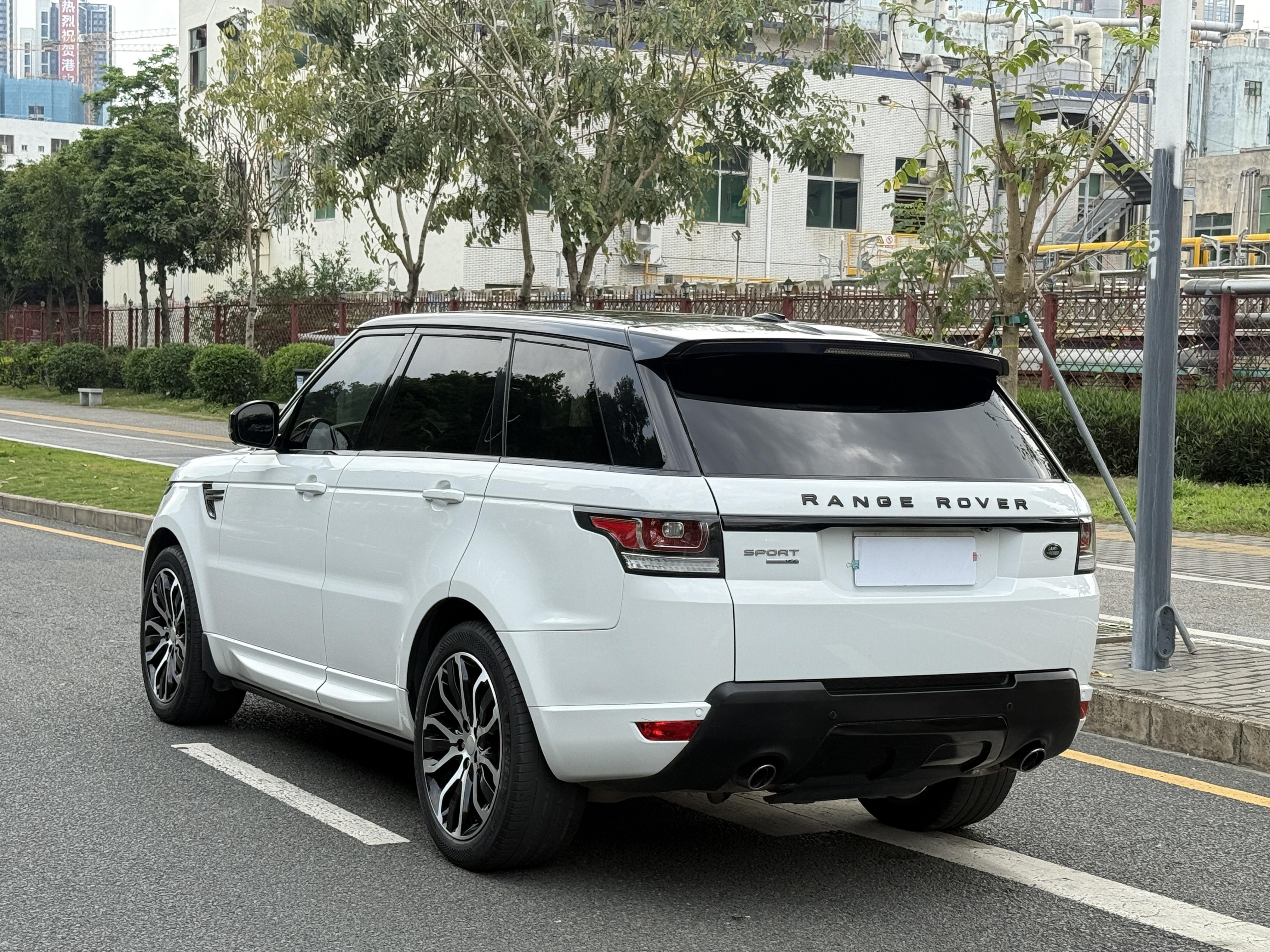 Land Rover Range Rover Sport 2015 thumb 3