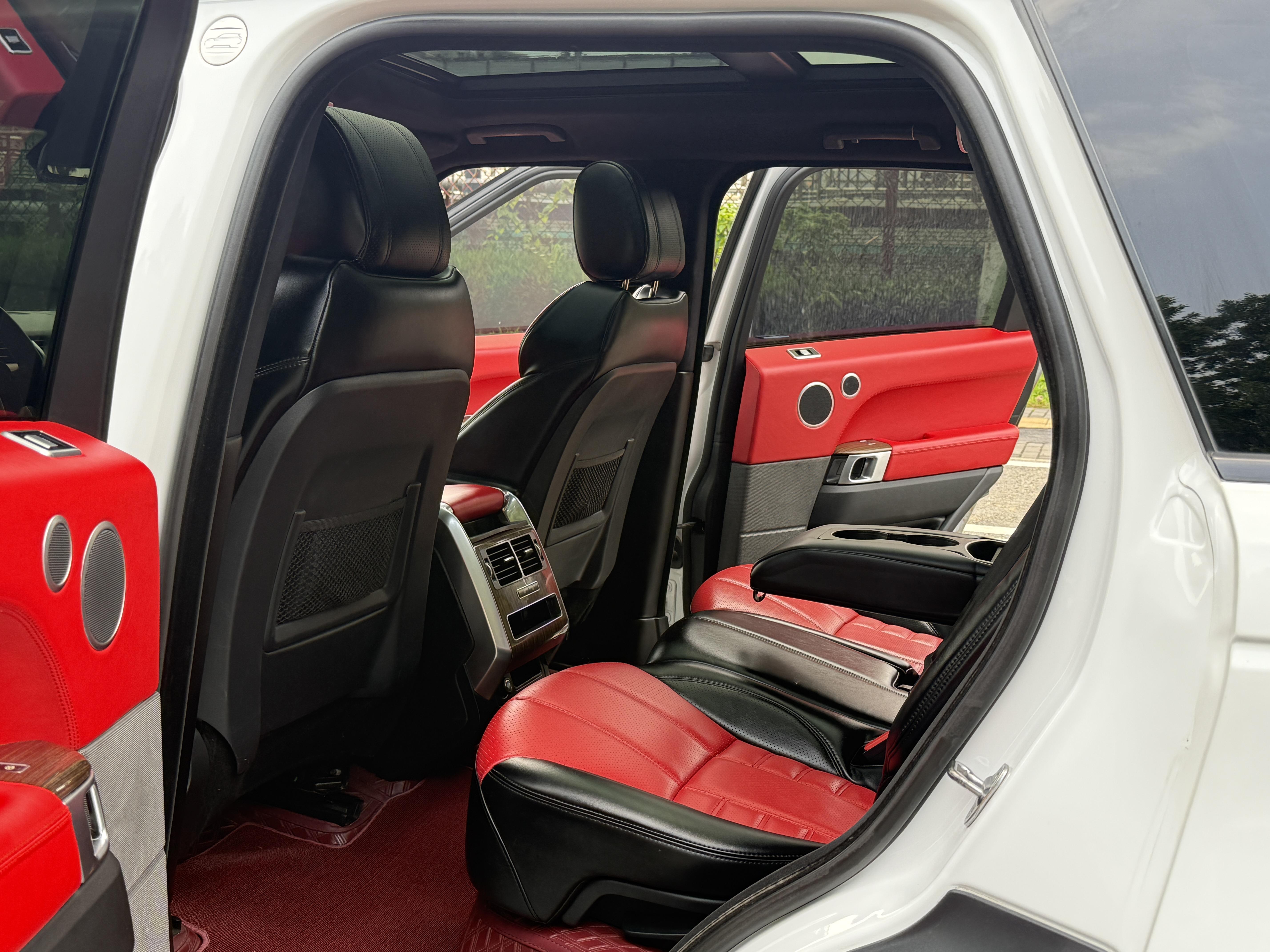 Land Rover Range Rover Sport 2015 thumb 11
