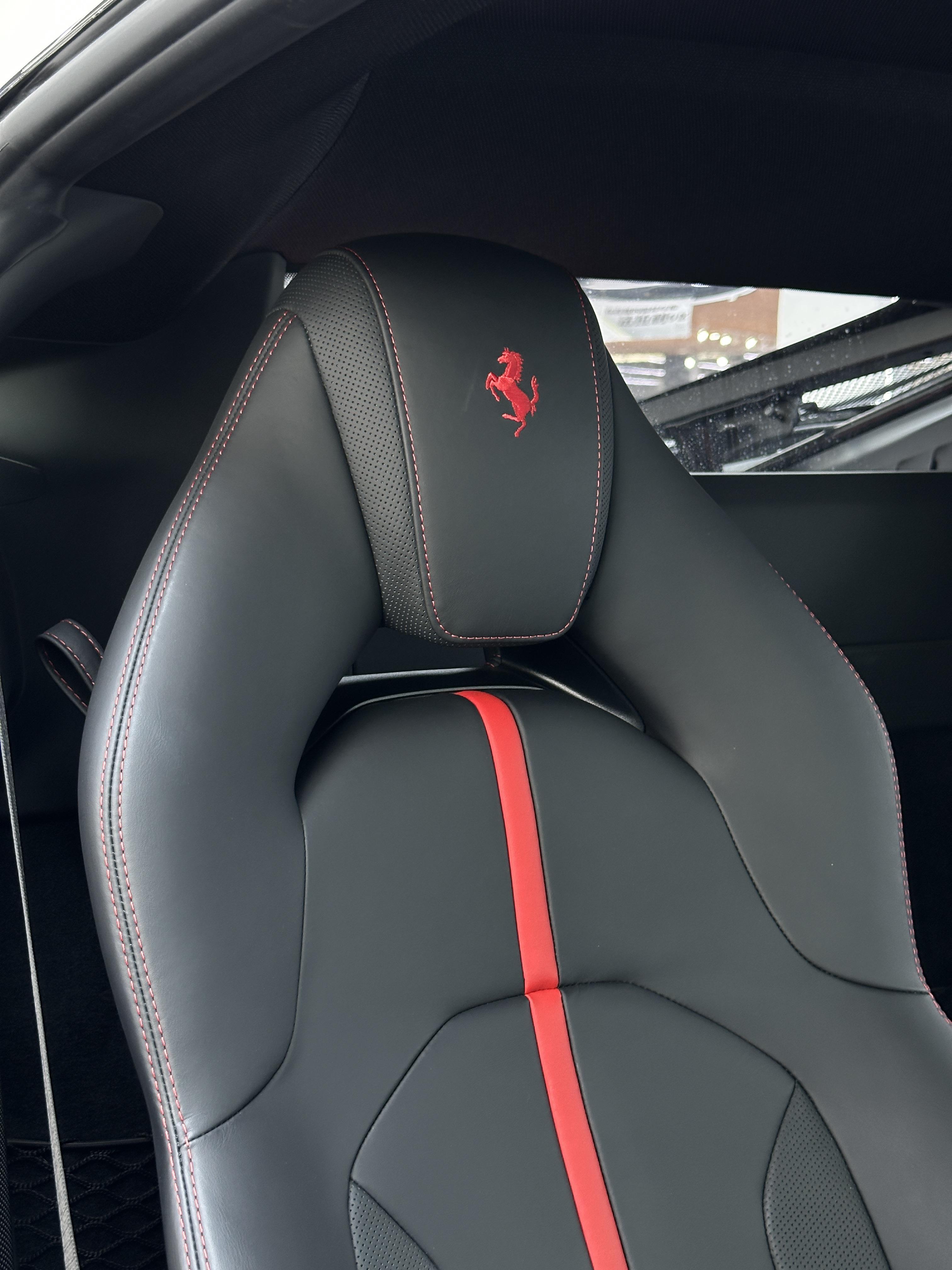 Ferrari F8 2019 thumb 7