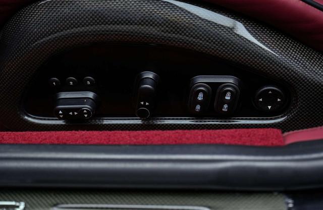 Ferrari 599 2006 thumb 10