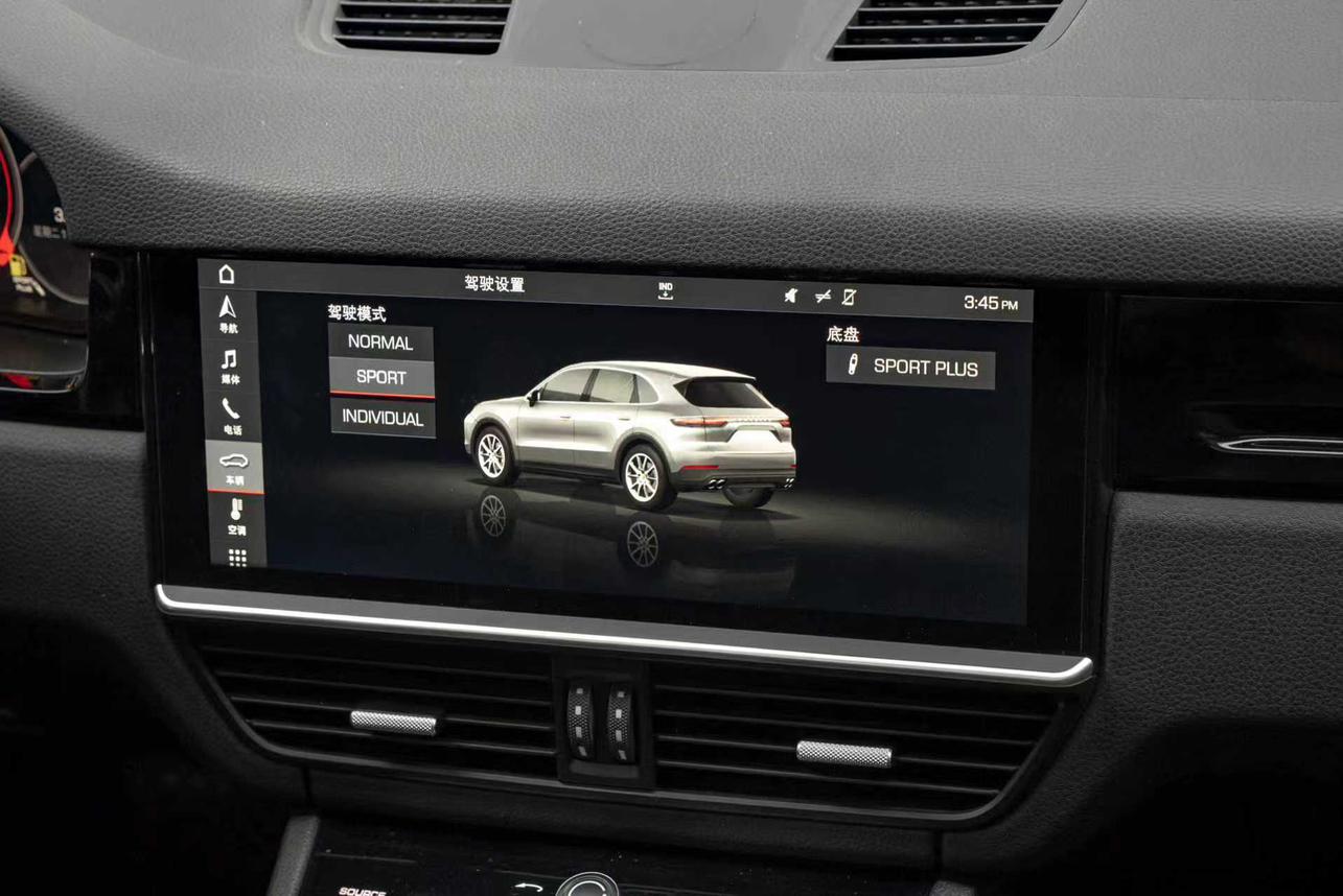 Porsche Cayenne 2018 thumb 5