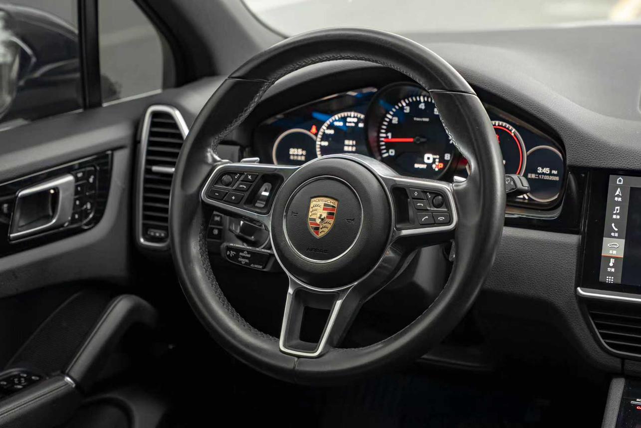 Porsche Cayenne 2018 thumb 9