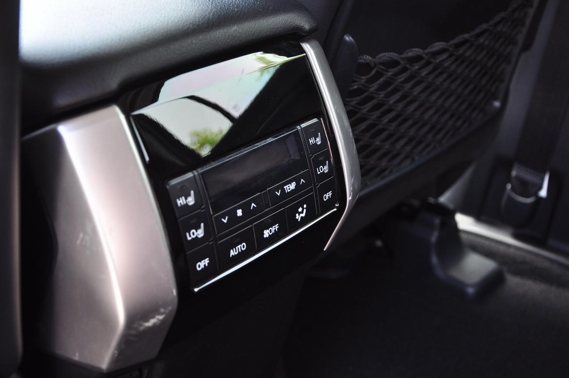 Toyota Land Cruiser Prado 2019 thumb 12