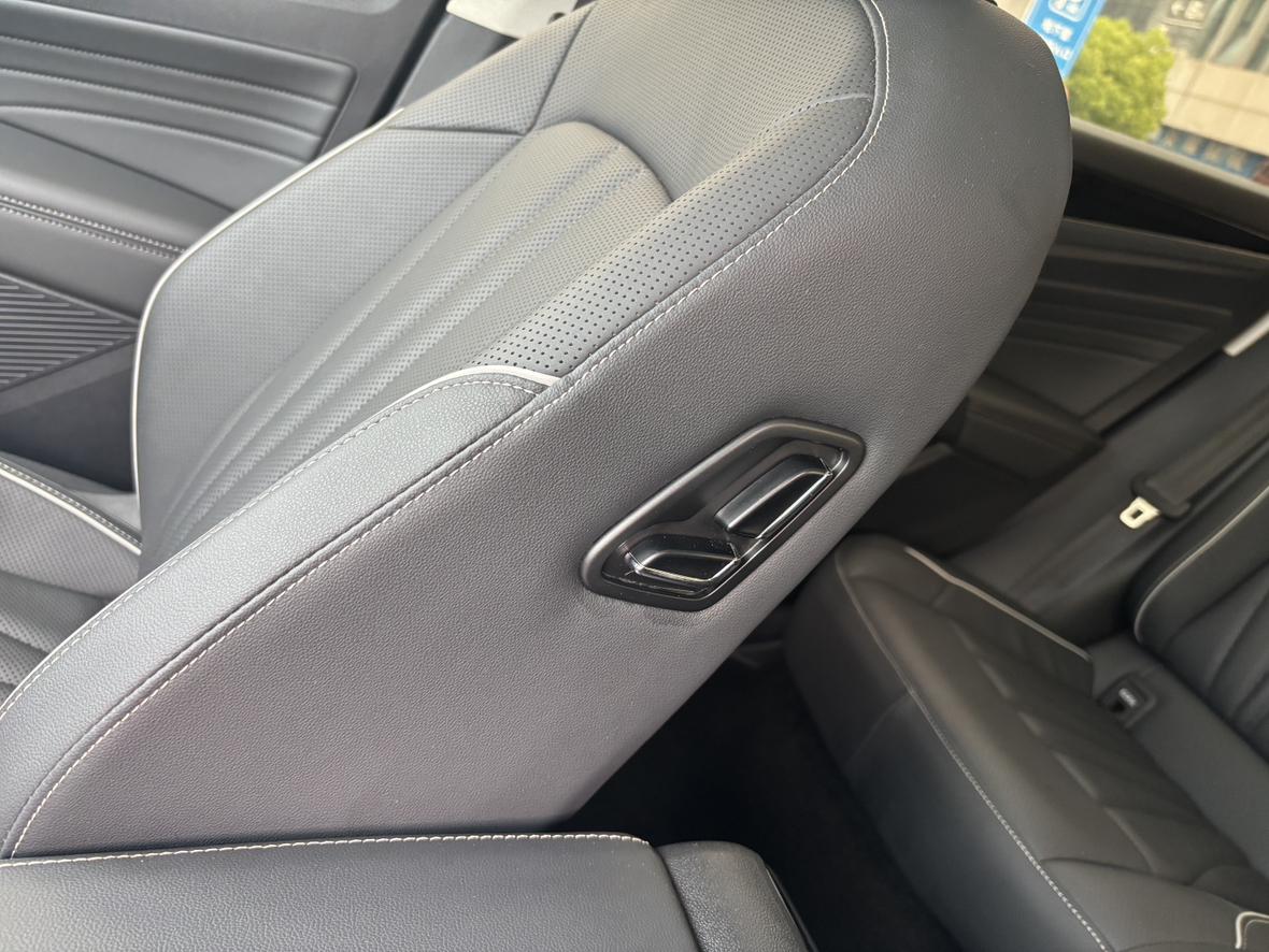 Volkswagen Passat (North America and China) 2024 thumb 5