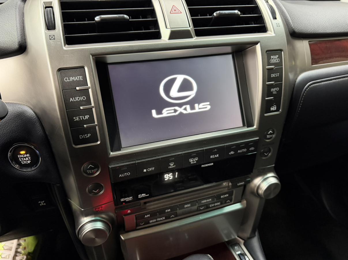 Lexus GX 2010 thumb 11