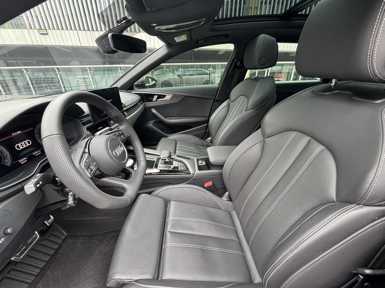 Audi A4 2024 thumb 5