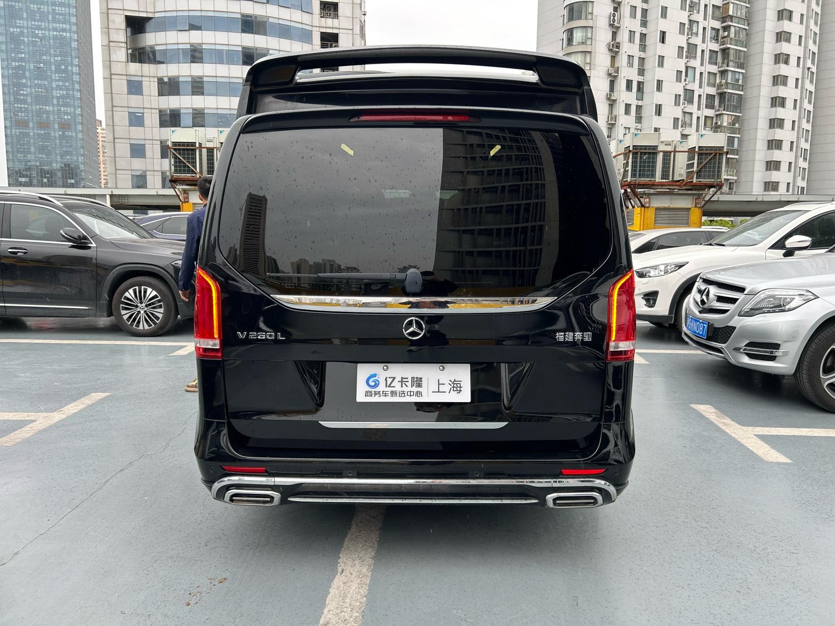 Mercedes-Benz V-Класс 2022 thumb 3