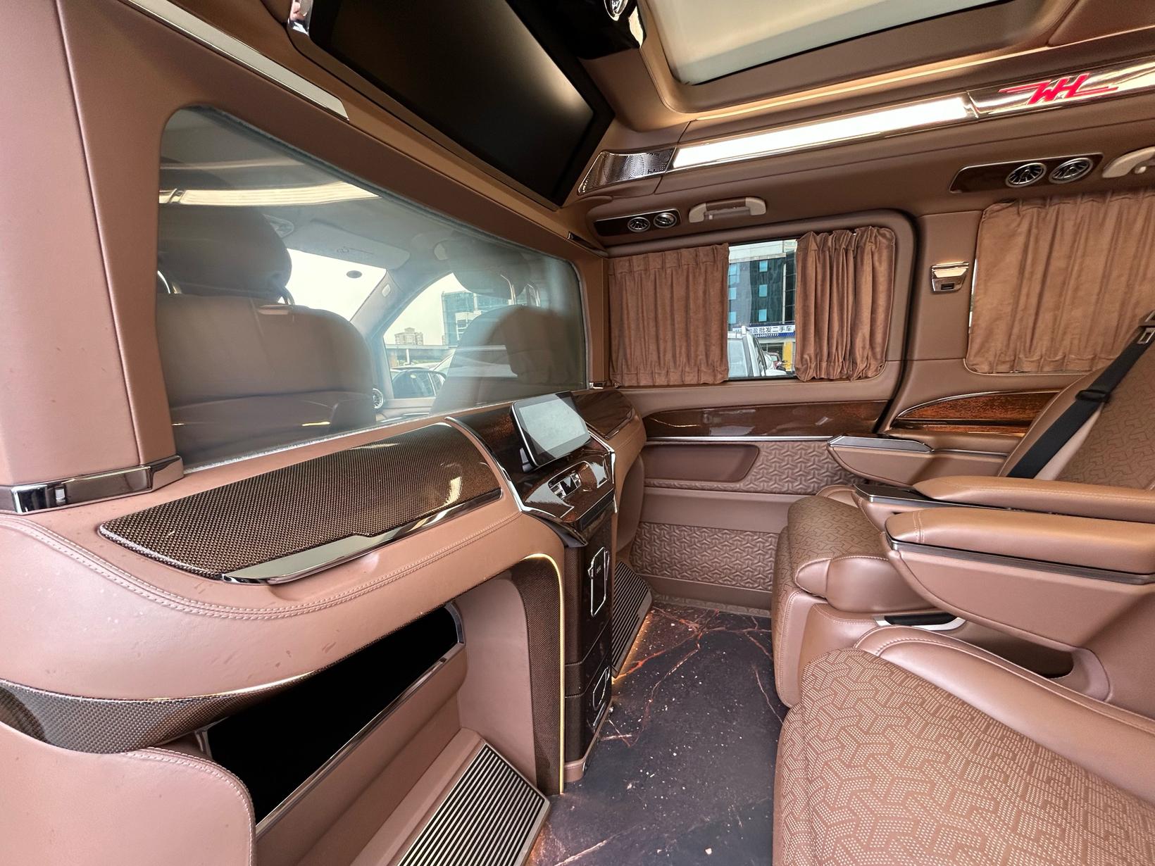 Mercedes-Benz V-Класс 2022 thumb 9