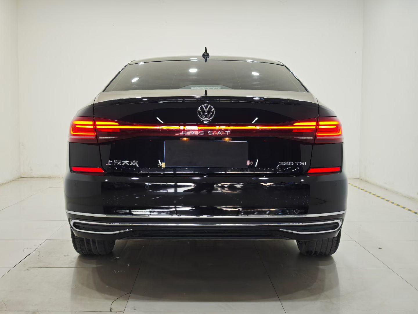 Volkswagen Passat (North America and China) 2024 thumb 12