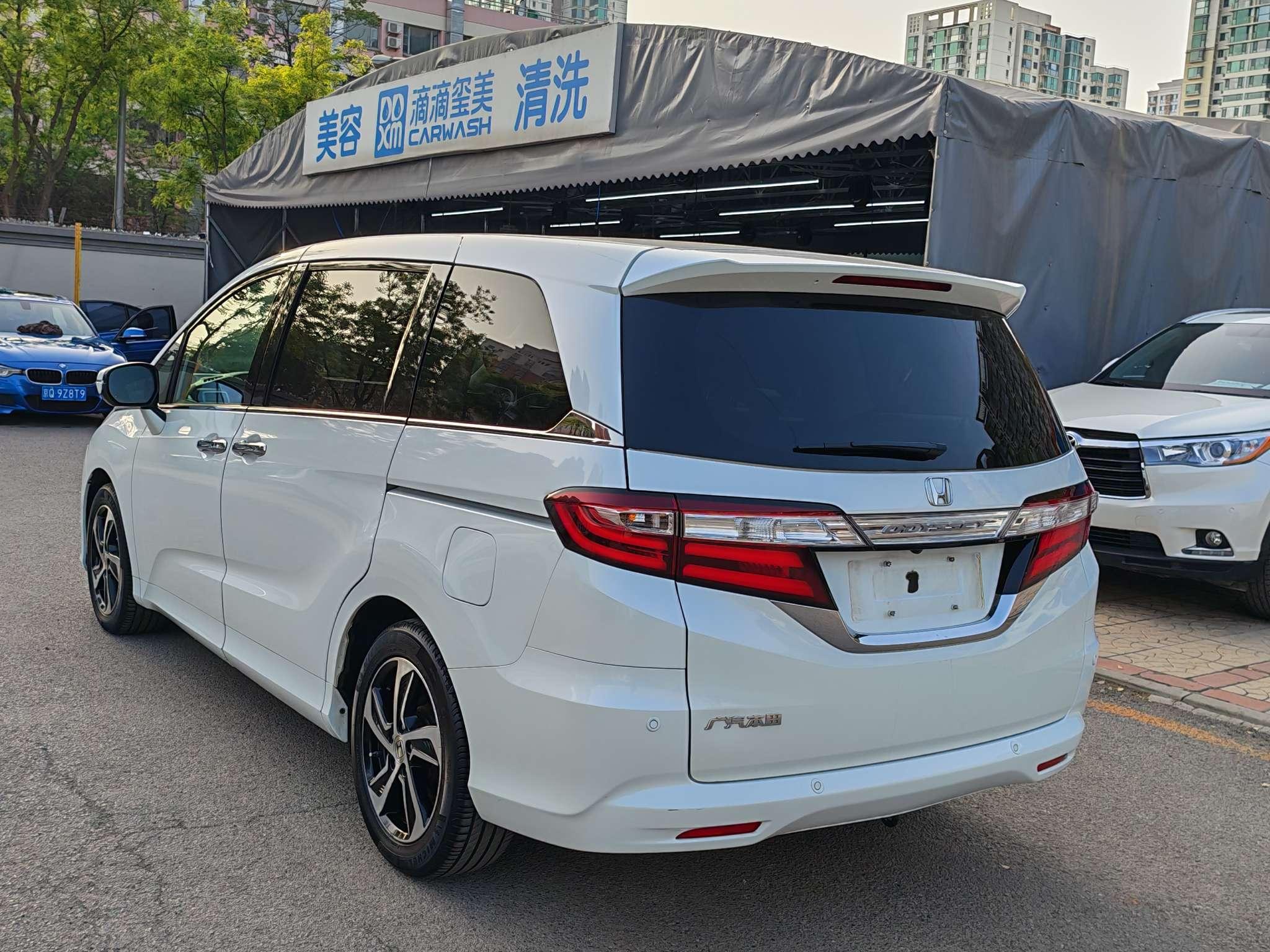 Honda Odyssey 2017 thumb 3