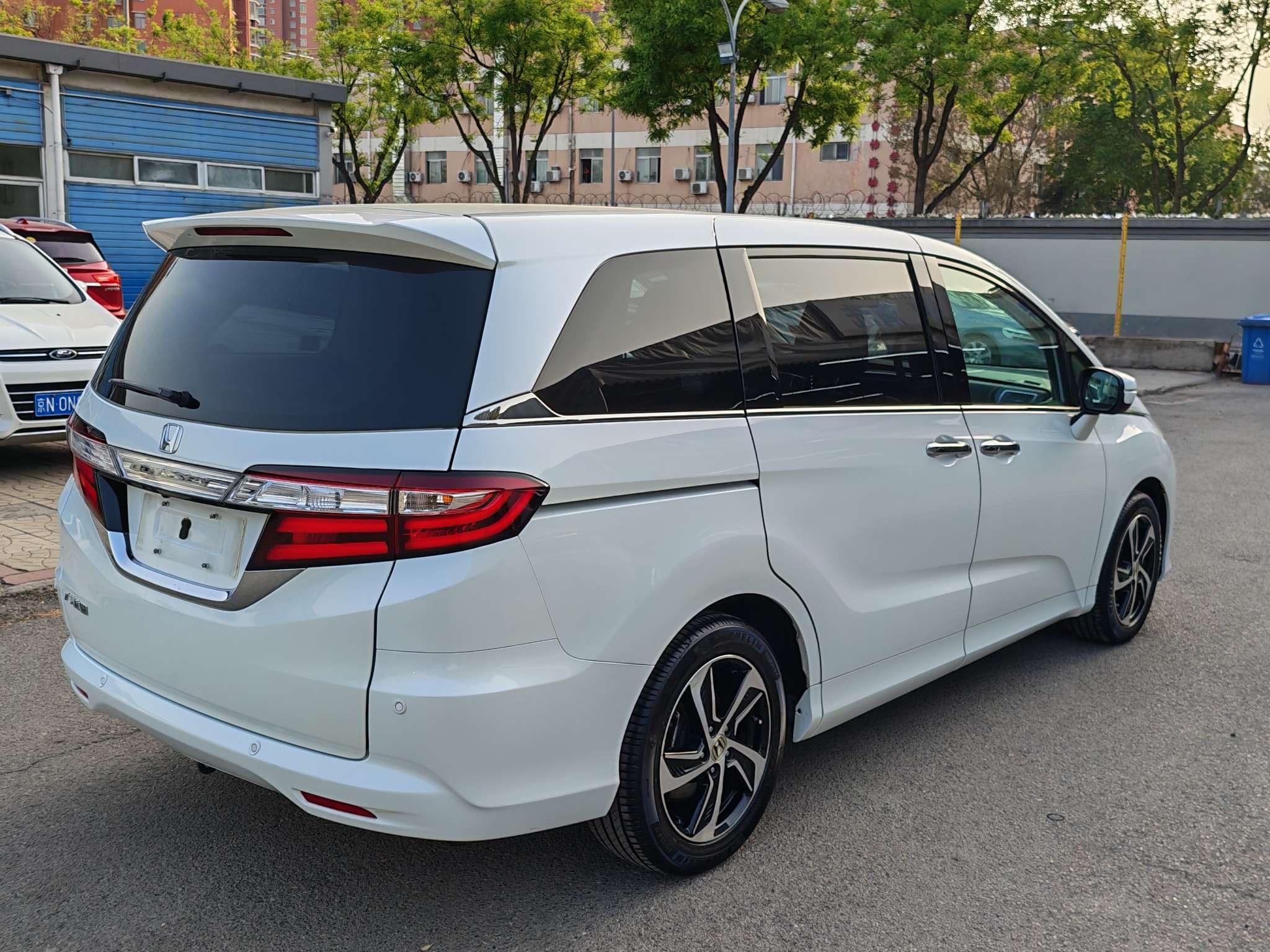 Honda Odyssey 2017 thumb 5