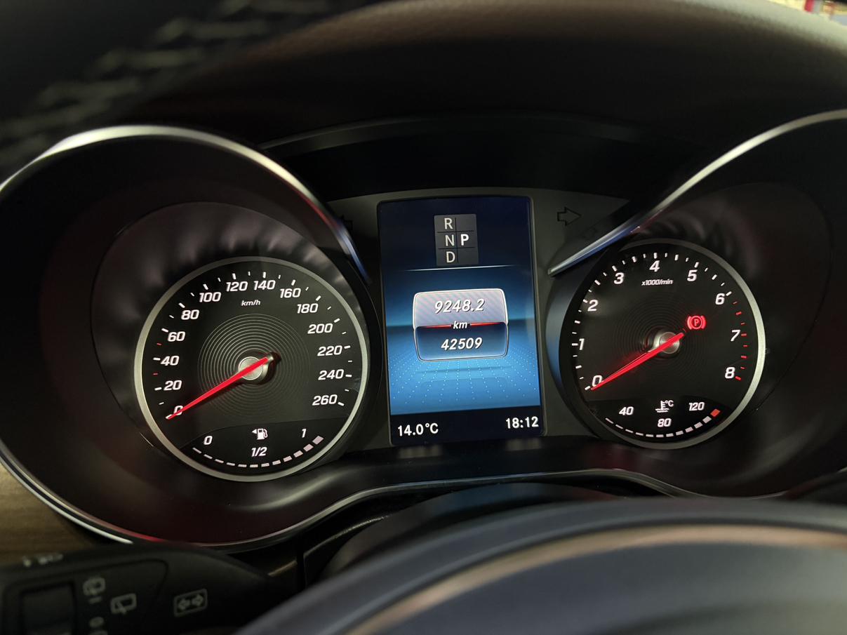 Mercedes-Benz V-Класс 2022 thumb 4
